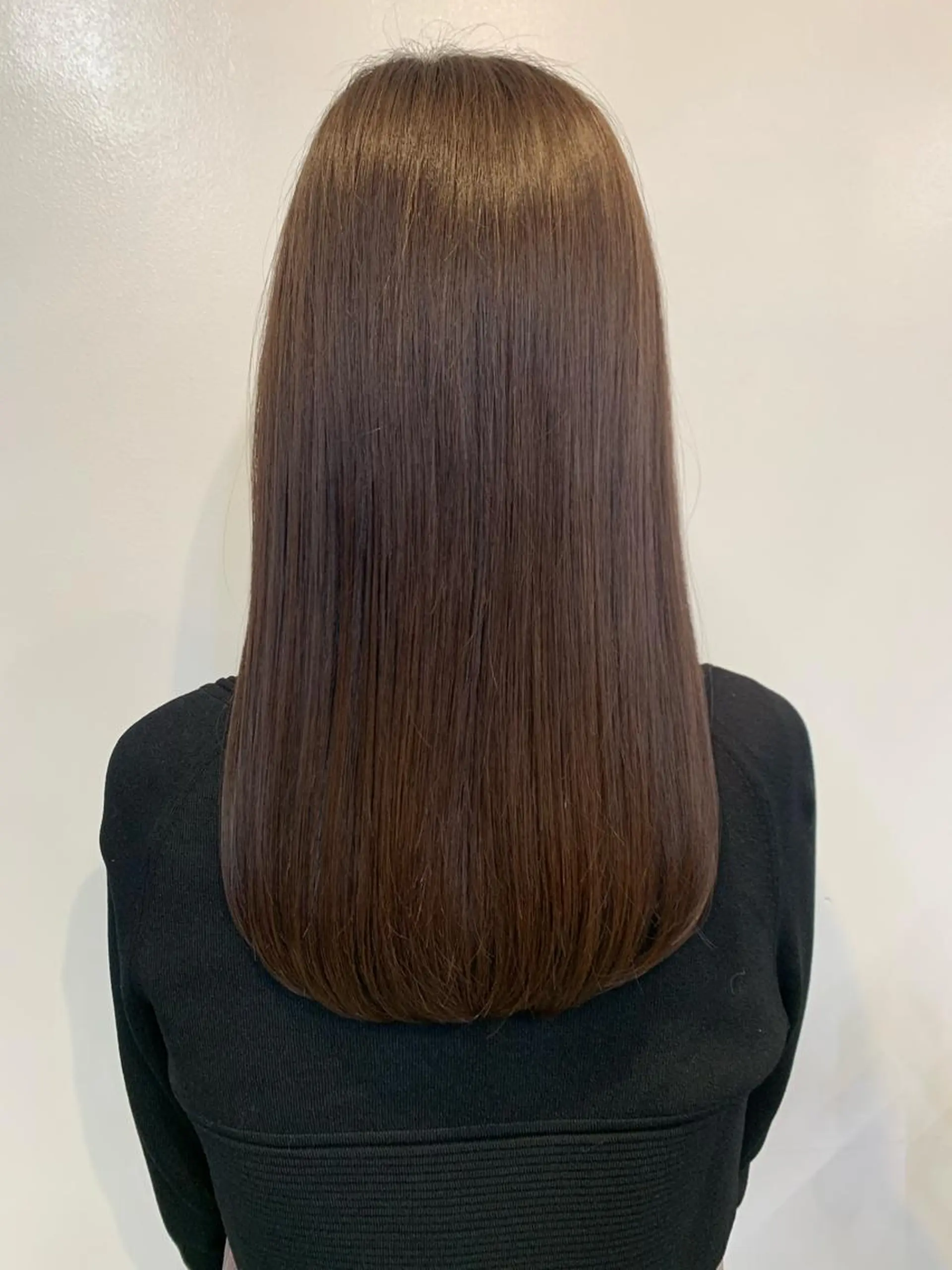 ミディアム カラー ミディアムパーマ ブリーチ トリートメント トップ スタイリストのヘアスタイル