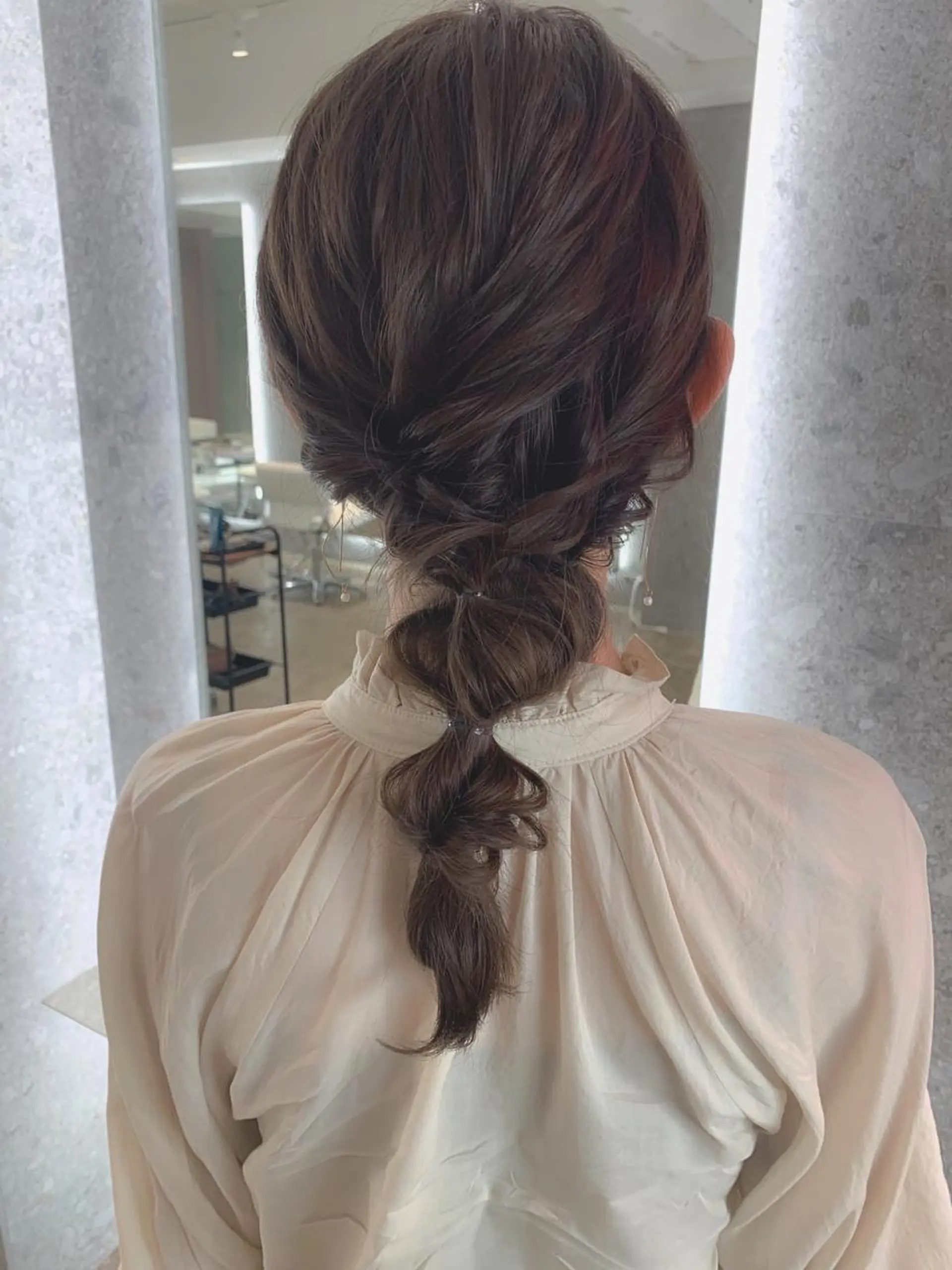 セミロング カラー ヘアアレンジ カット ヘアカラー トリートメント PHIDGE所属・山下 千明のヘアスタイル