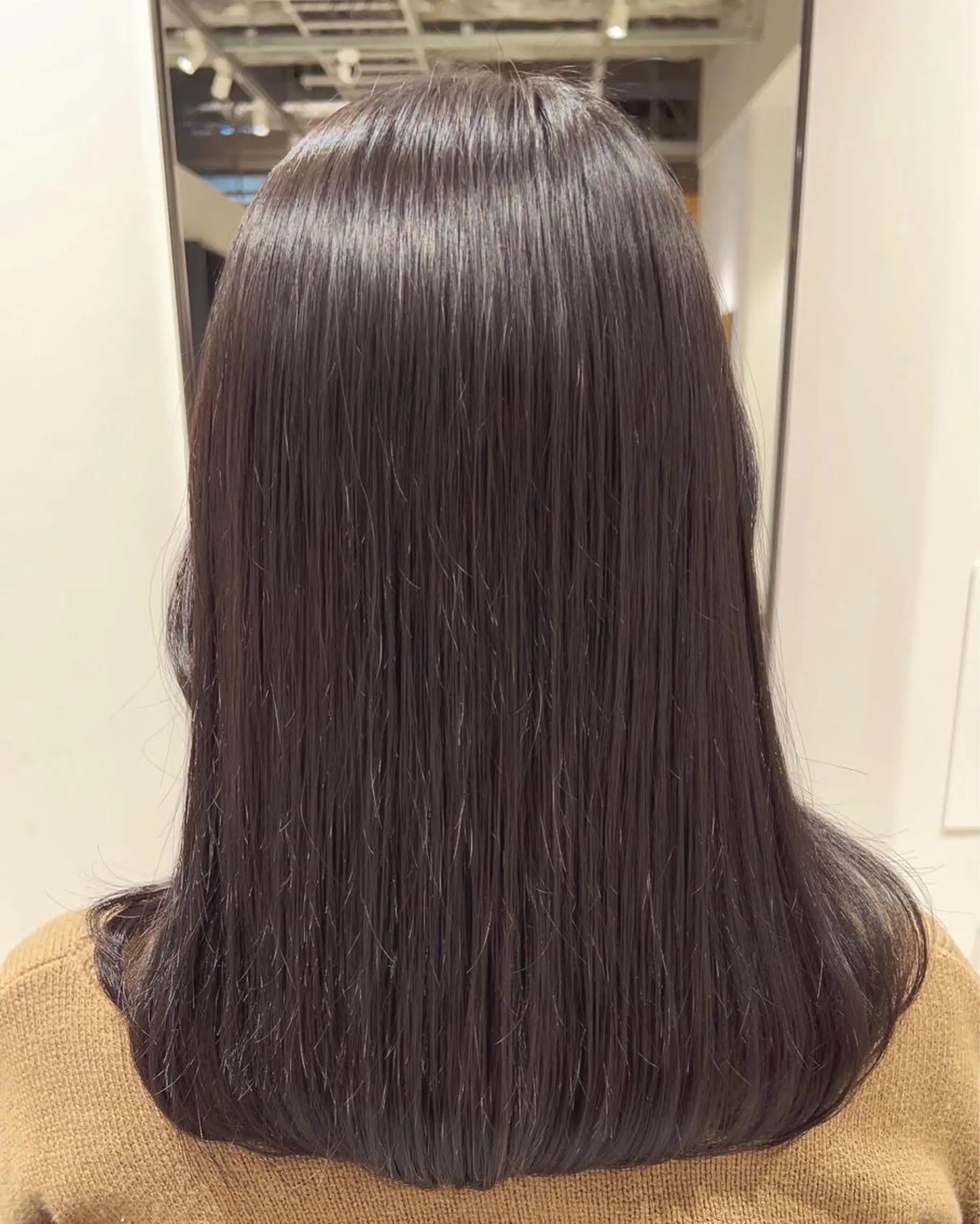 ミディアム カラー 透明感カラー カット ヘアカラー トリートメント ヘッドスパ スキバサミを使わない カット🌼唯🌼のヘアスタイル