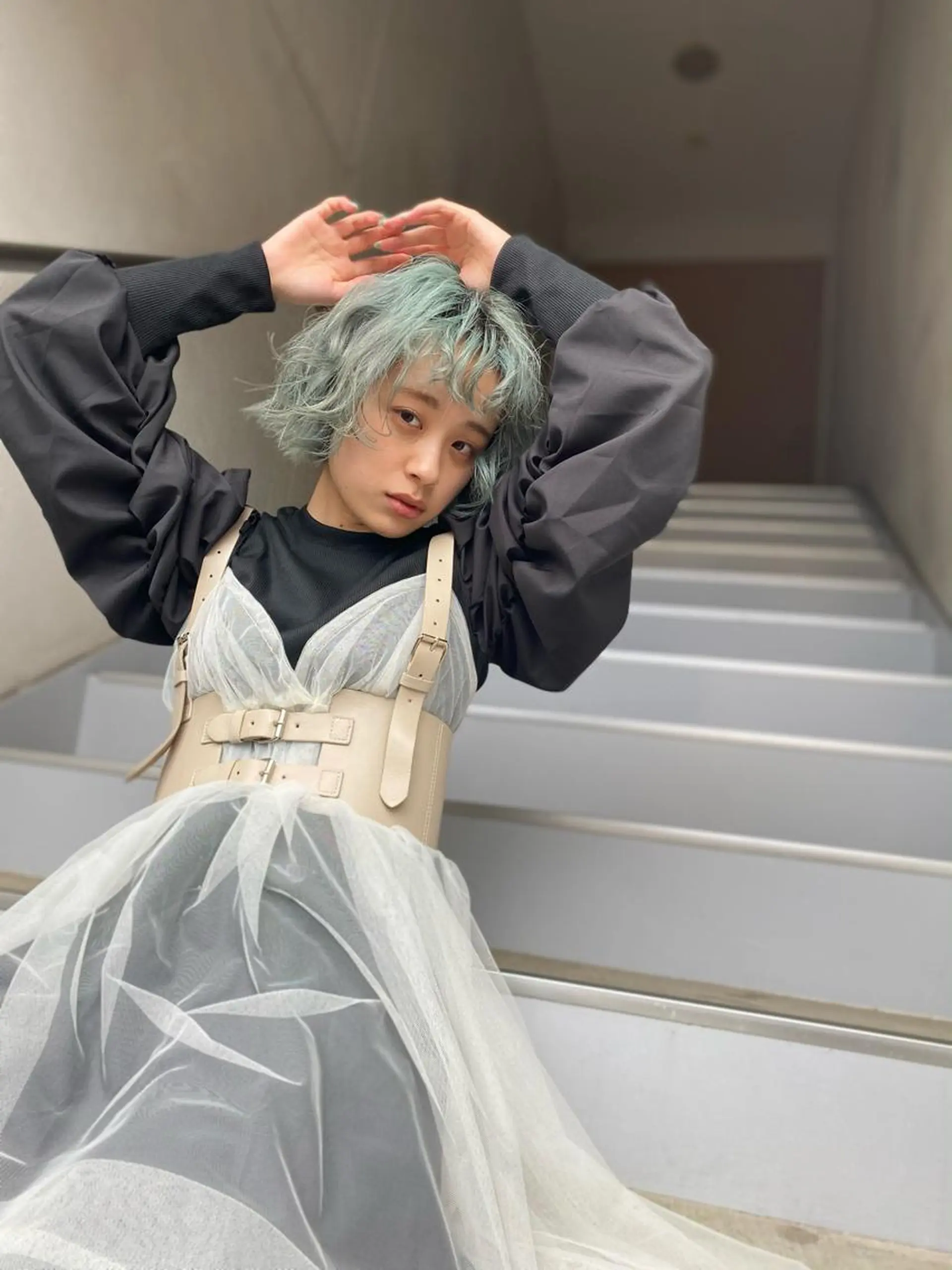 ショート カラー 黒木 栞のヘアスタイル