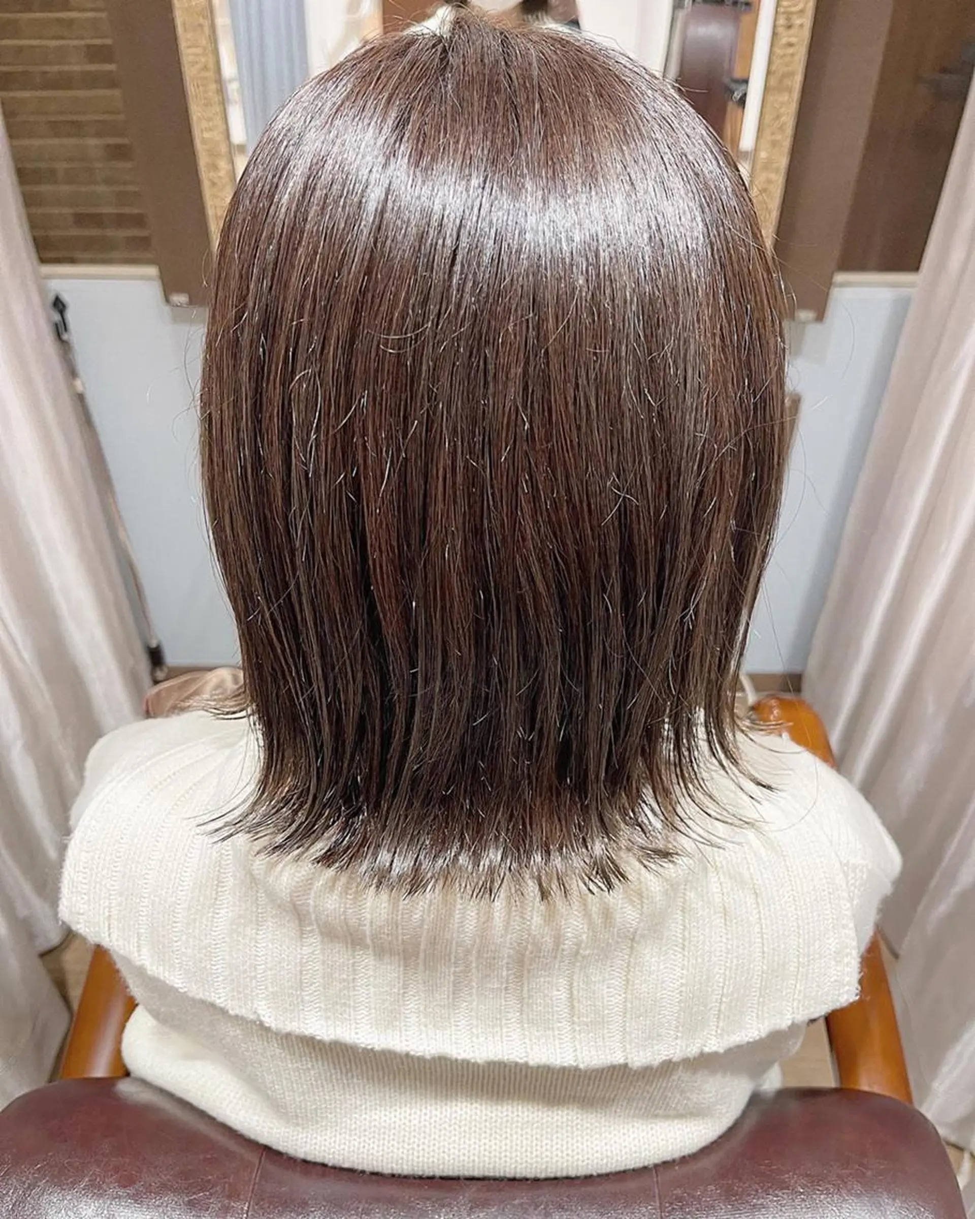 カラー ショートボブ アッシュ バレイヤージュ ミストバング ブリーチ 🫧髪質改善艶カラー _マエダ 🫧のヘアスタイル