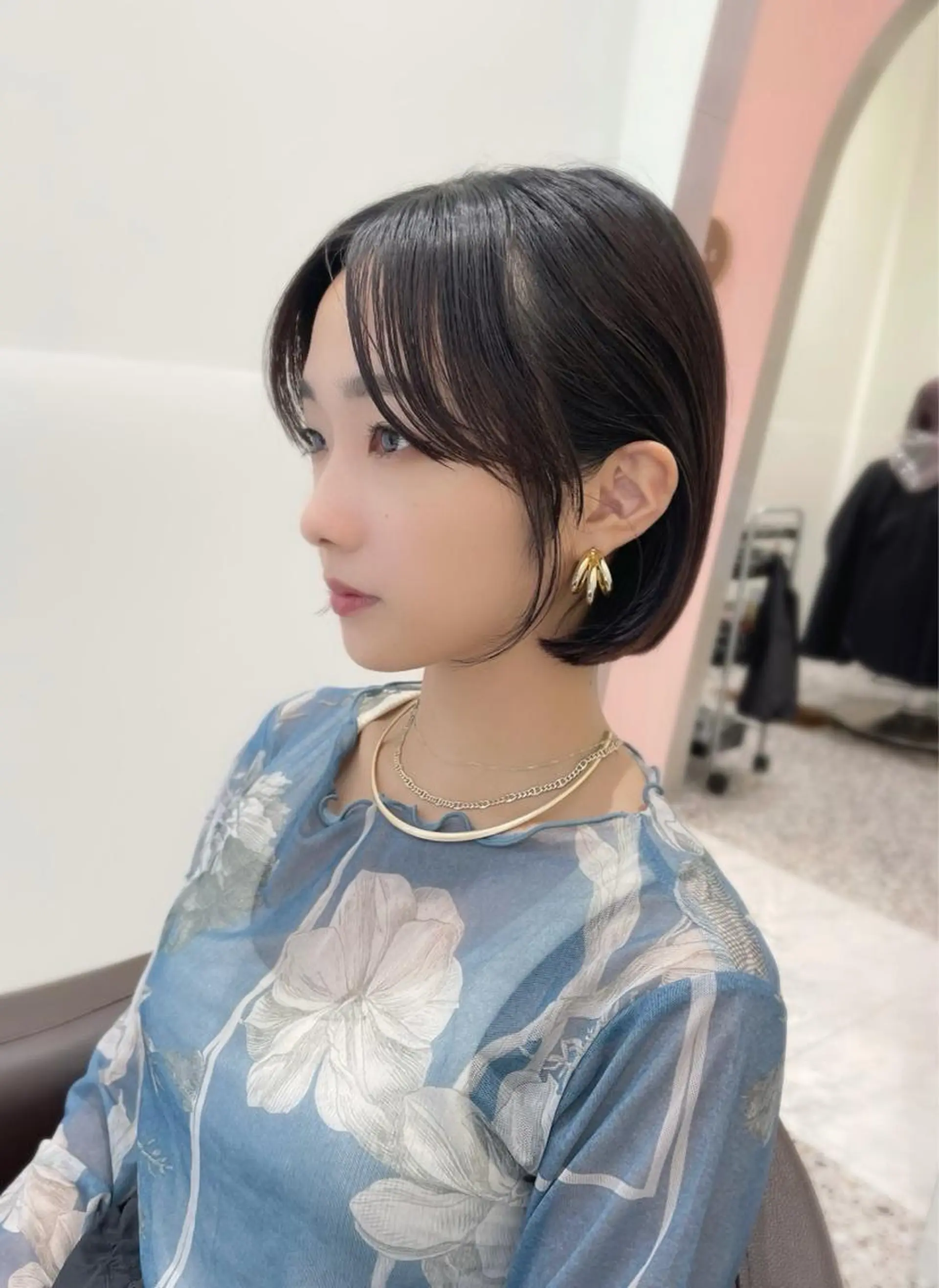 ミディアム レイヤー/ハッシュ 渋谷/サッタのヘアスタイル