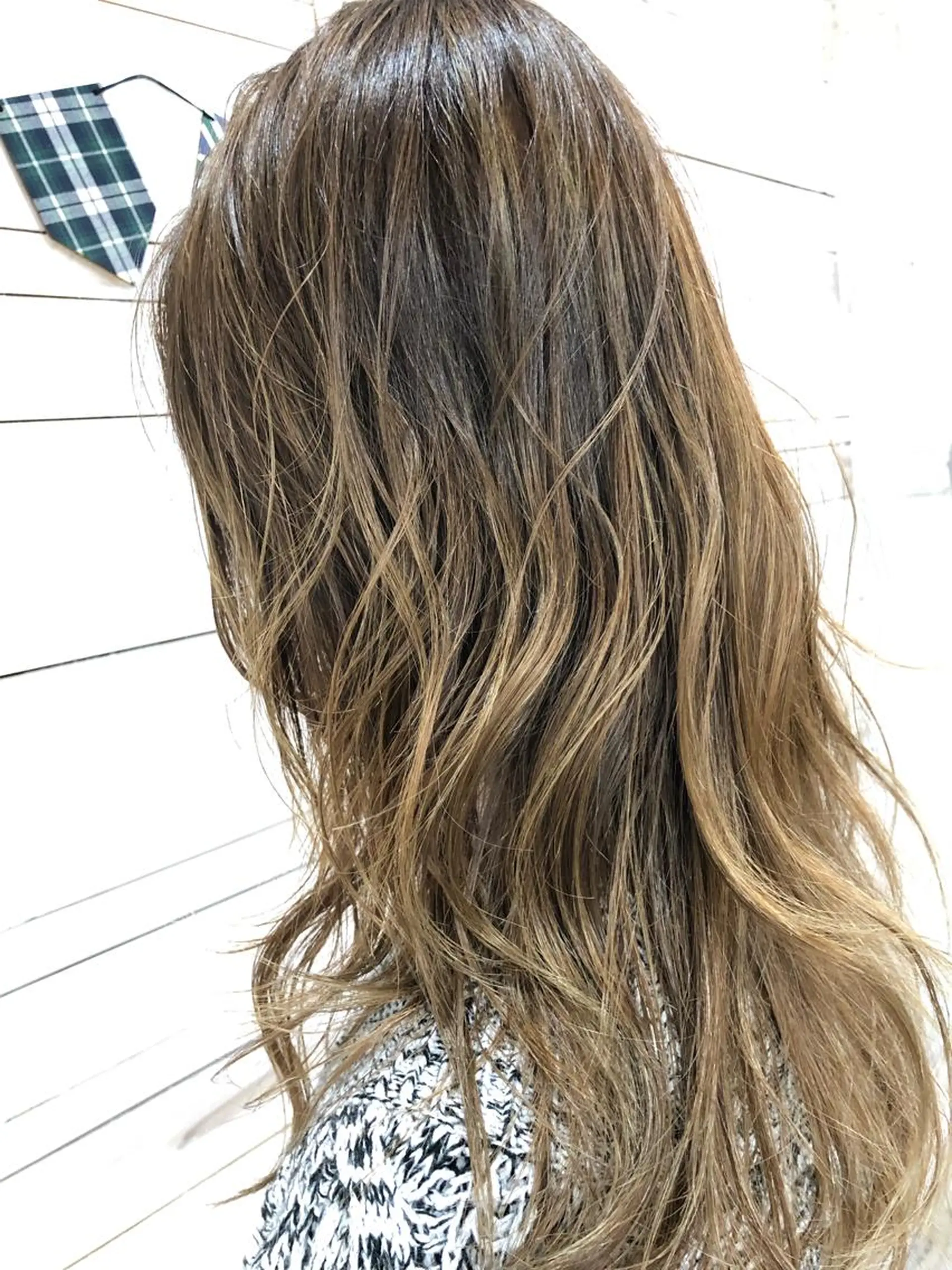 カラー ヘアカラー ○HITOMI ○のヘアスタイル