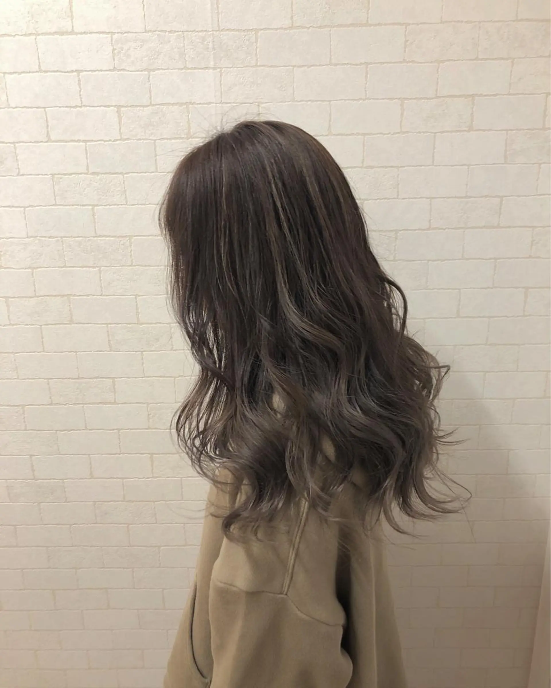 セミロング カラー バレイヤージュ レイヤーカット 房川 尚人のヘアスタイル