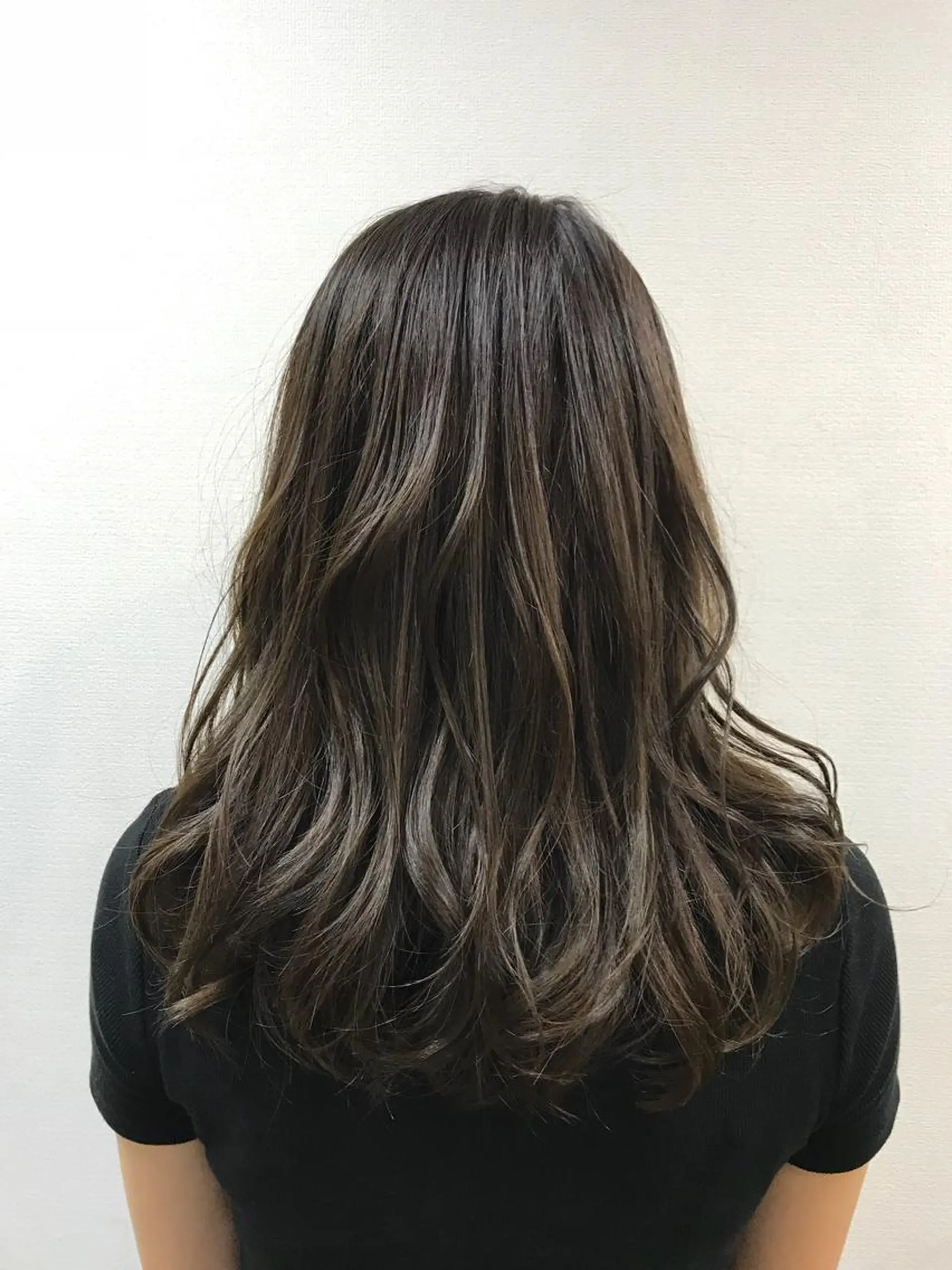 ロング カラー カット ヘアカラー トリートメント 吉森 満俊のヘアスタイル