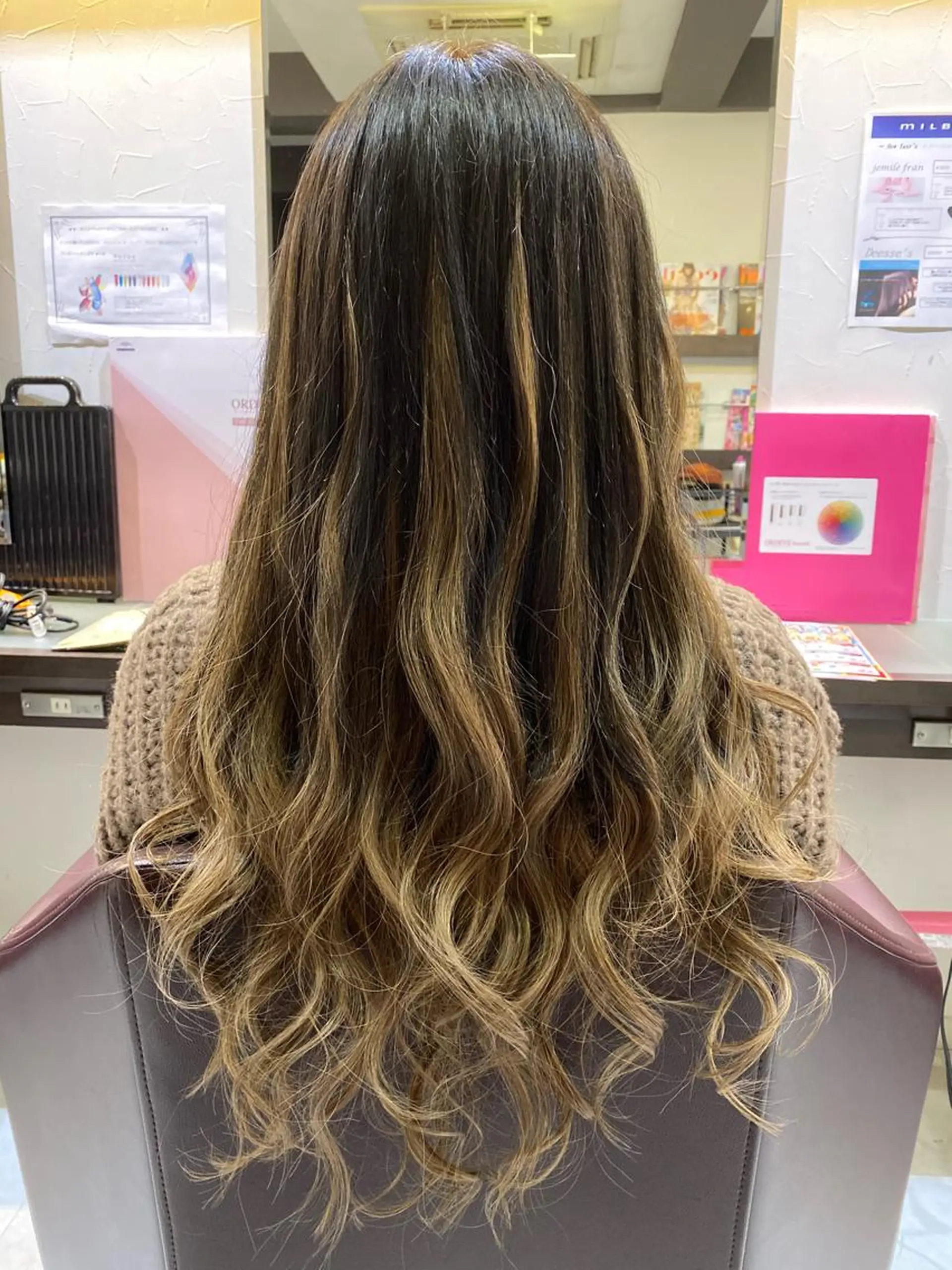 ロング Caracore なんば店のヘアスタイル