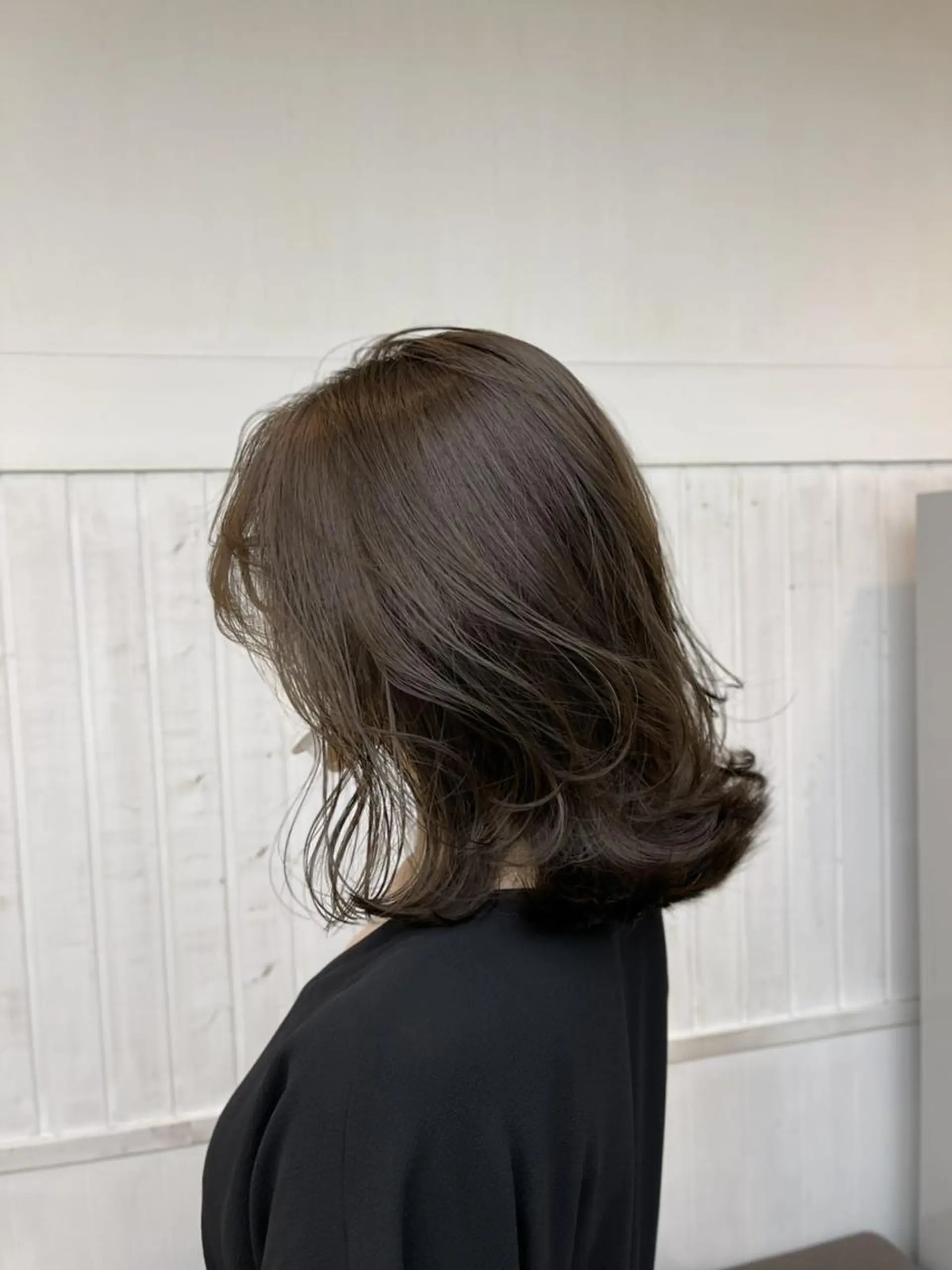 セミロング カラー アディクシーカラー アッシュ ミストバング ブリーチ ブロンド カット ヘアカラー トリートメント N° anfeel 渋谷🪞🫧のヘアスタイル