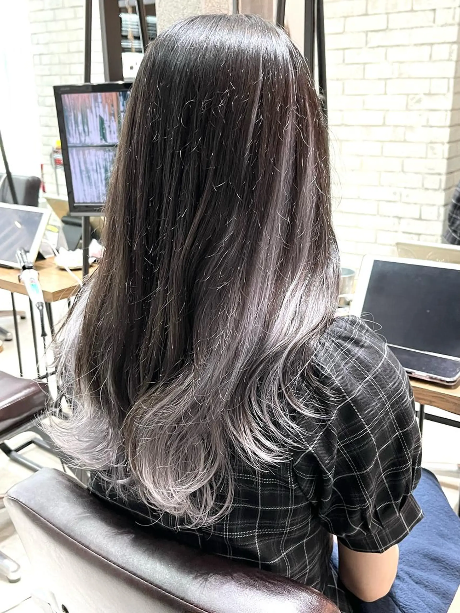 セミロング アッシュ 髪質改善 ヨシンモリ 韓国風ヘア トリートメント ヘアカラー 🌈外国風ハイライト こうたろうのヘアスタイル