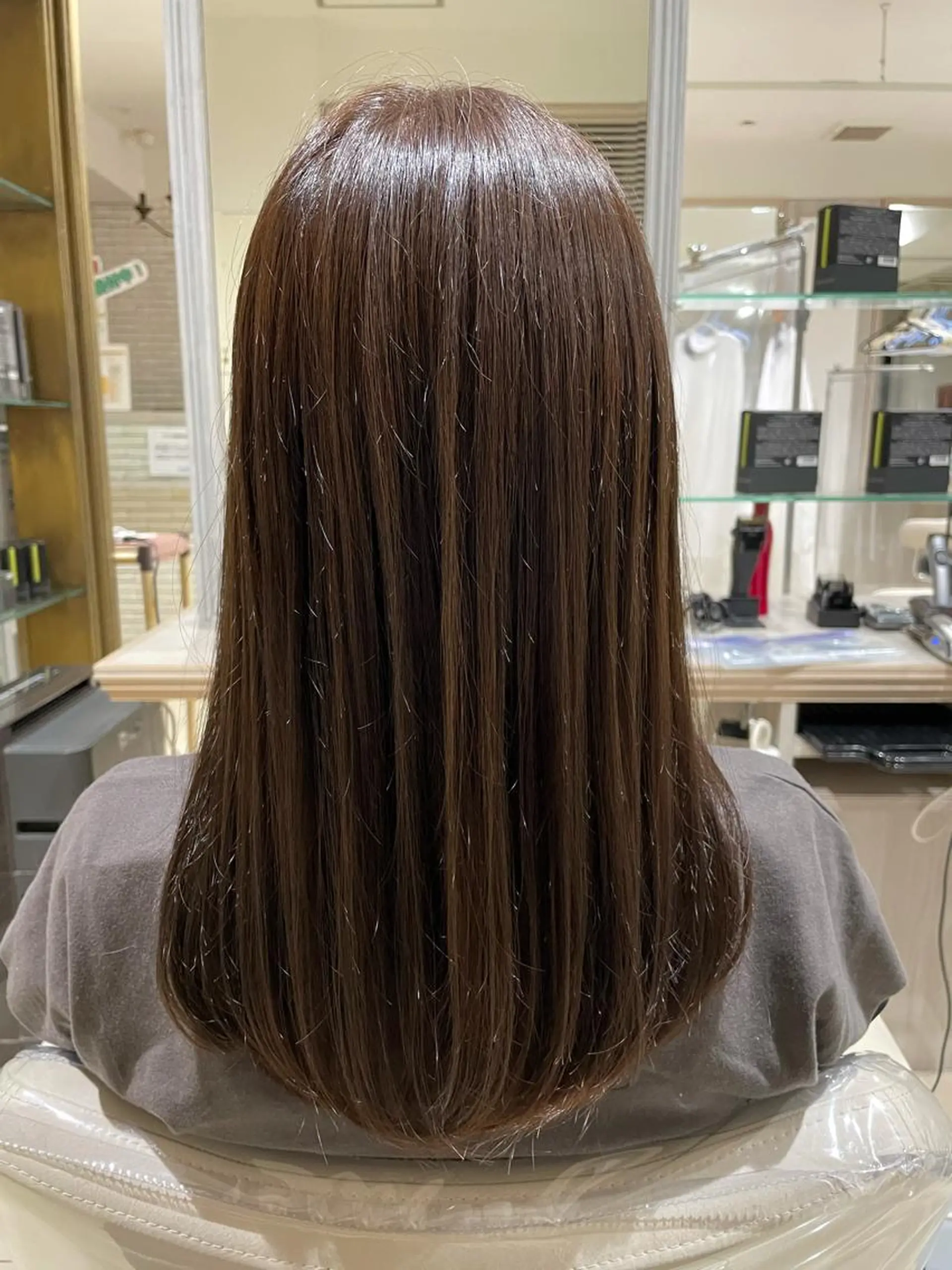 ミディアム 縮毛矯正 トリートメント 岡屋 瞬のヘアスタイル