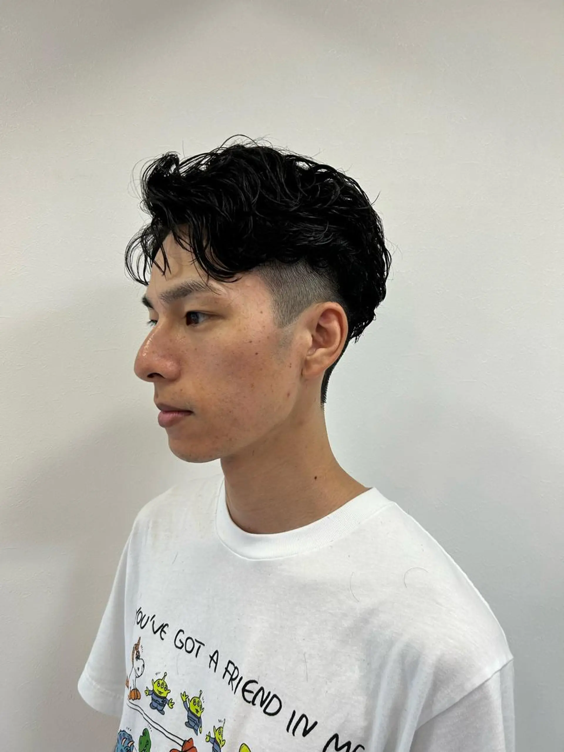 パーマ メンズ メンズパーマ 藤岡 紗良のマツエク・マツパデザイン