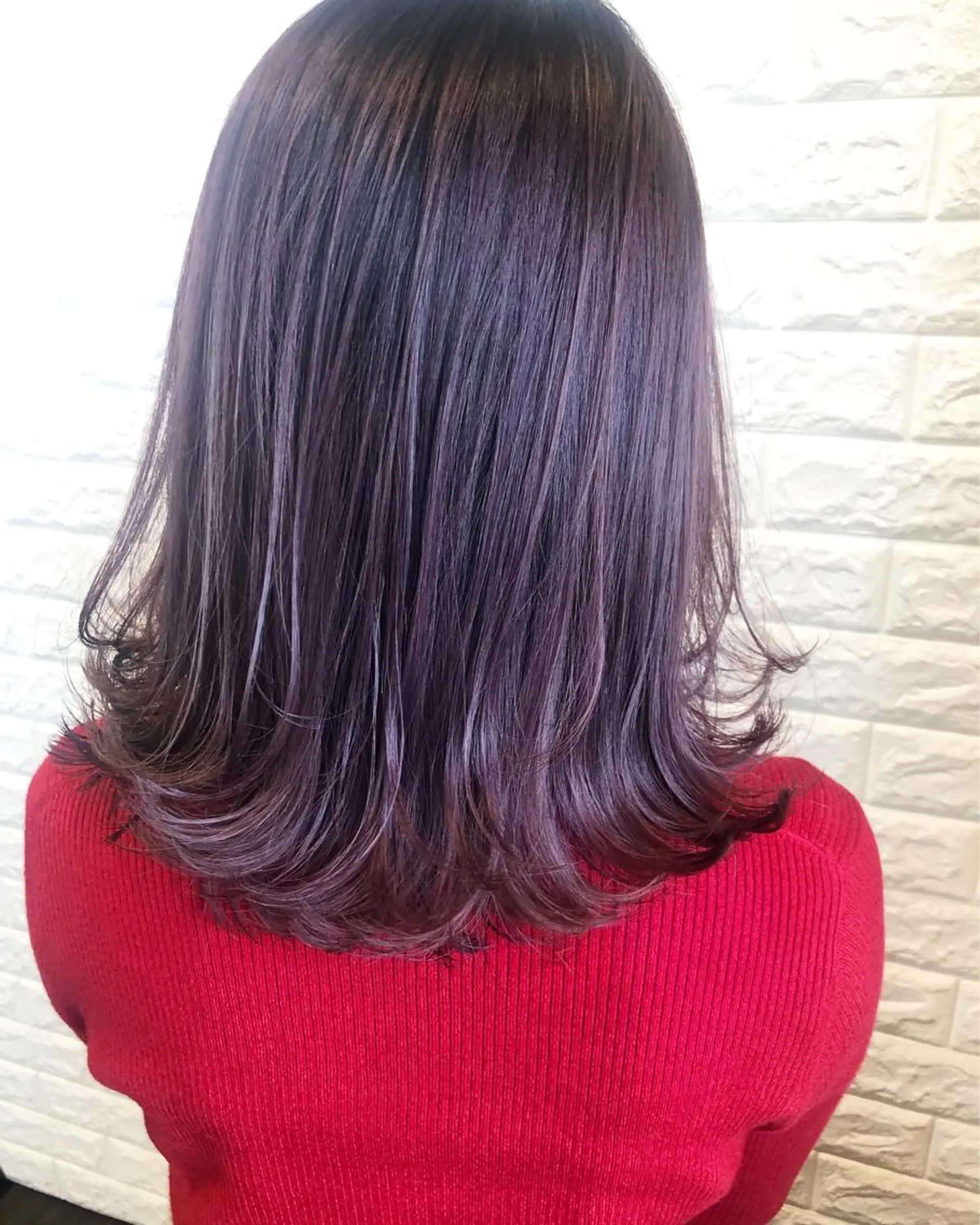 ショート カラー グレージュ パープルカラー パープルグレージュ 西本 夏美のヘアスタイル