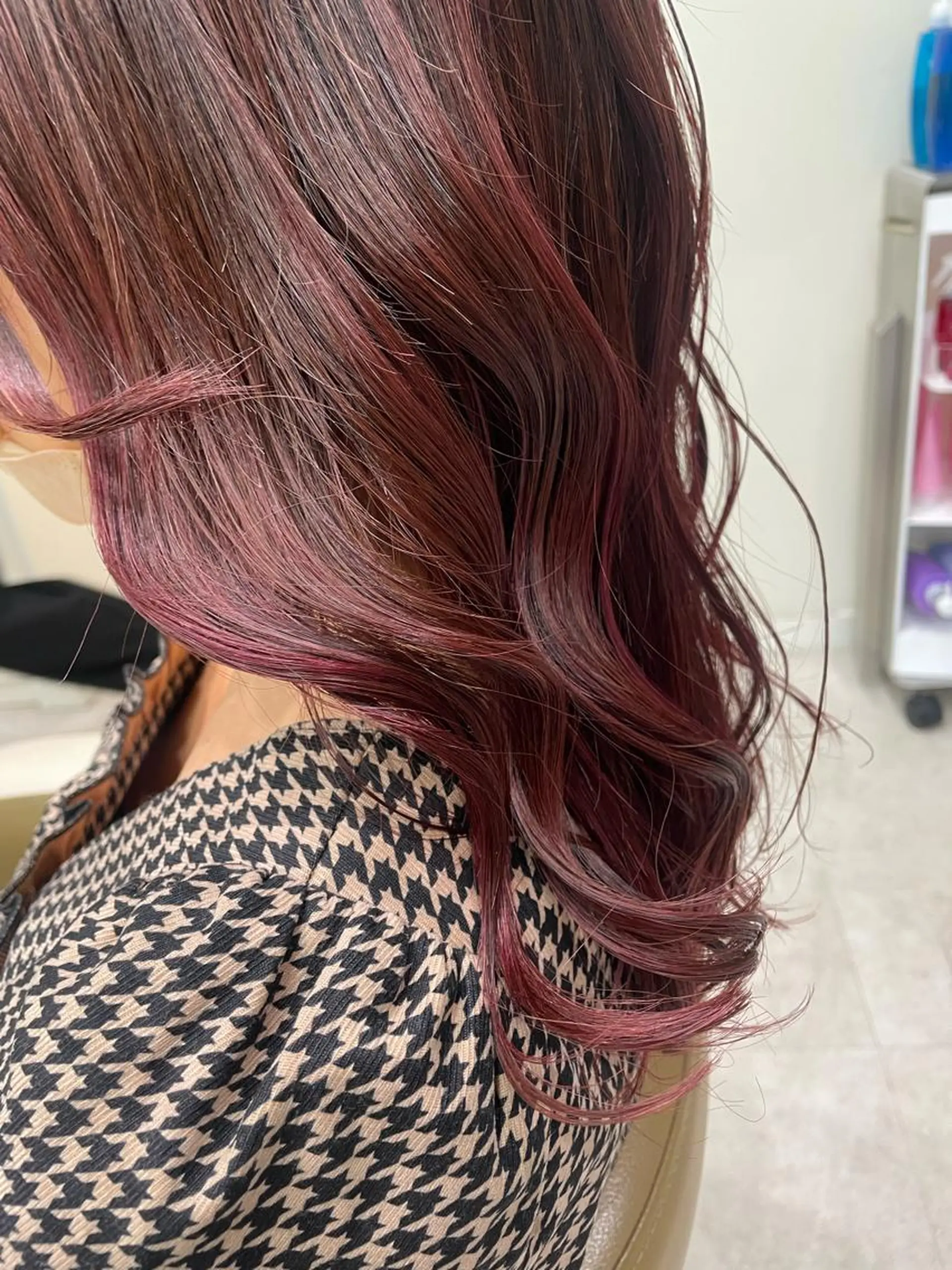 セミロング カラー ブリーチ ハイライトカラー ピンクカラー ハイライト ボブ/インナーカラー /眉毛/Miyuのヘアスタイル