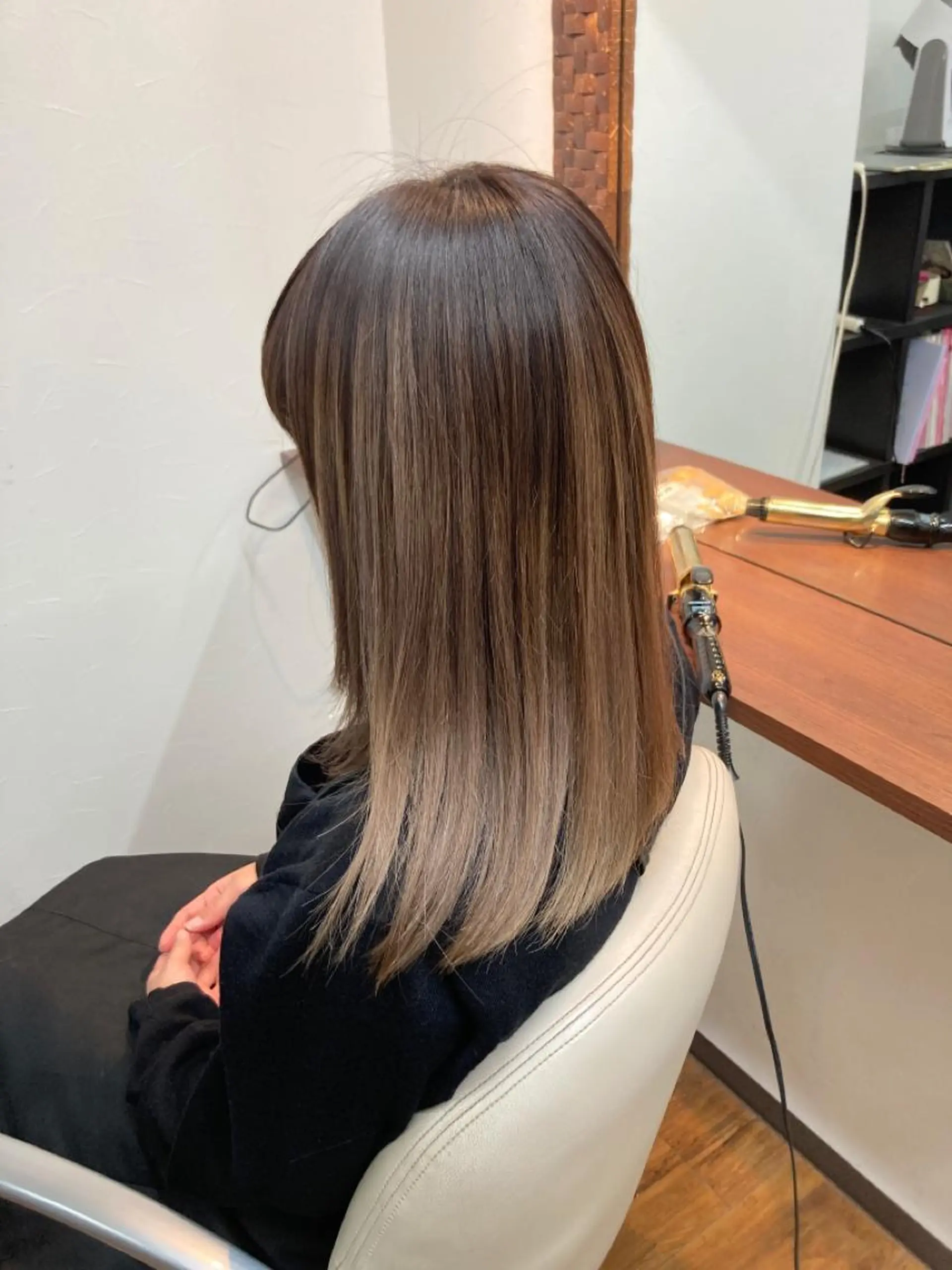 カラー カット トリートメント ヘアと眉Otsuka Hikari💆‍♀のヘアスタイル