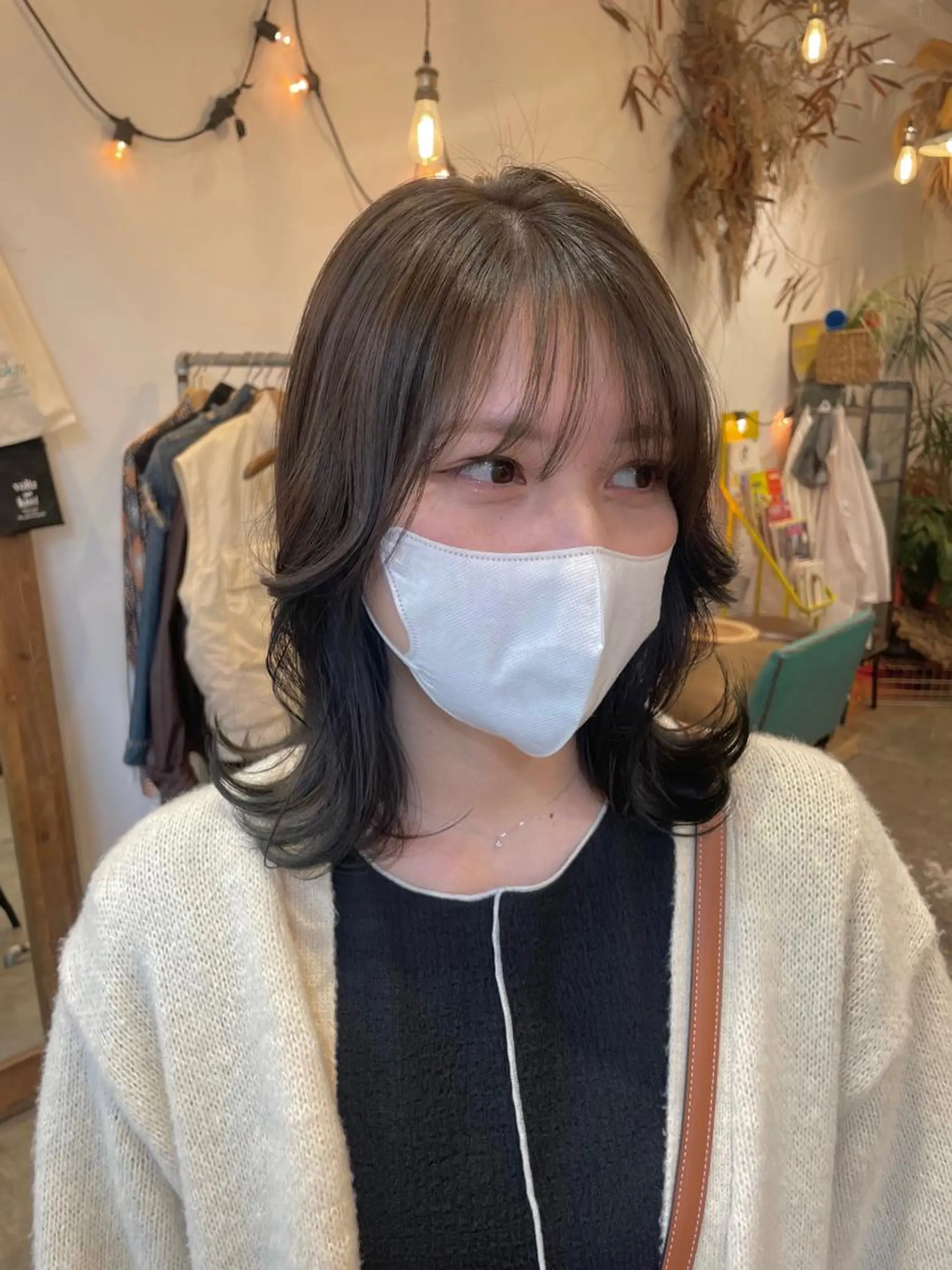 ミディアム ヘアカラー トリートメント 透明感カラー 🦋AYAのヘアスタイル