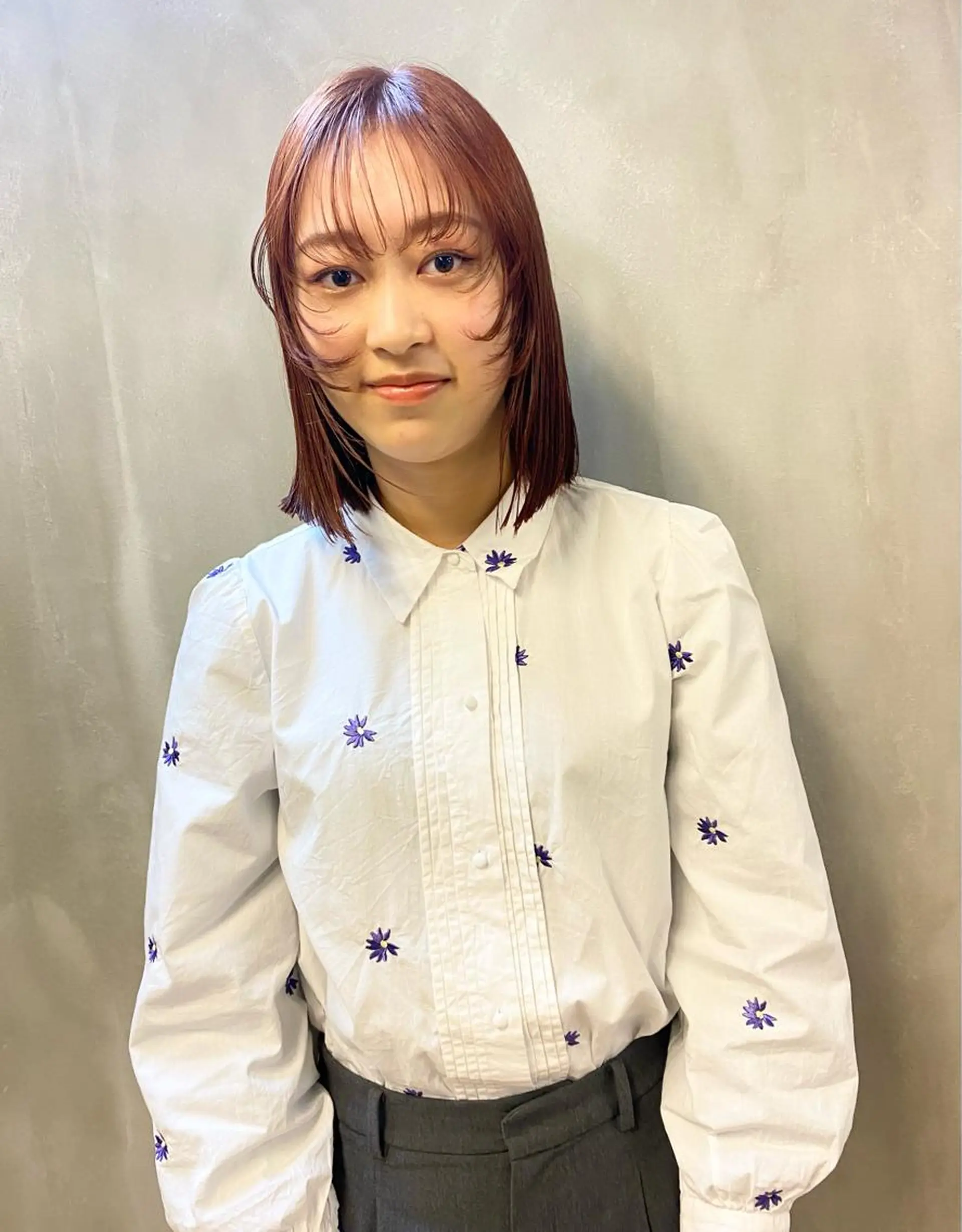 ショート カラー パーマ ヘアアレンジ デザインカラー/ボブ ブリーチカラー/ユリのヘアスタイル