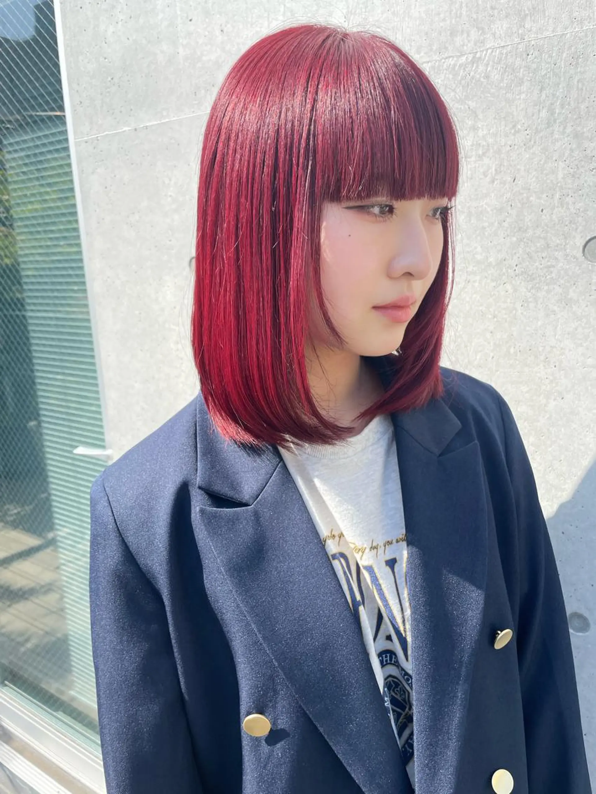 セミロング カラー インナーカラー 推し ブリーチ  髪質改善のヘアスタイル