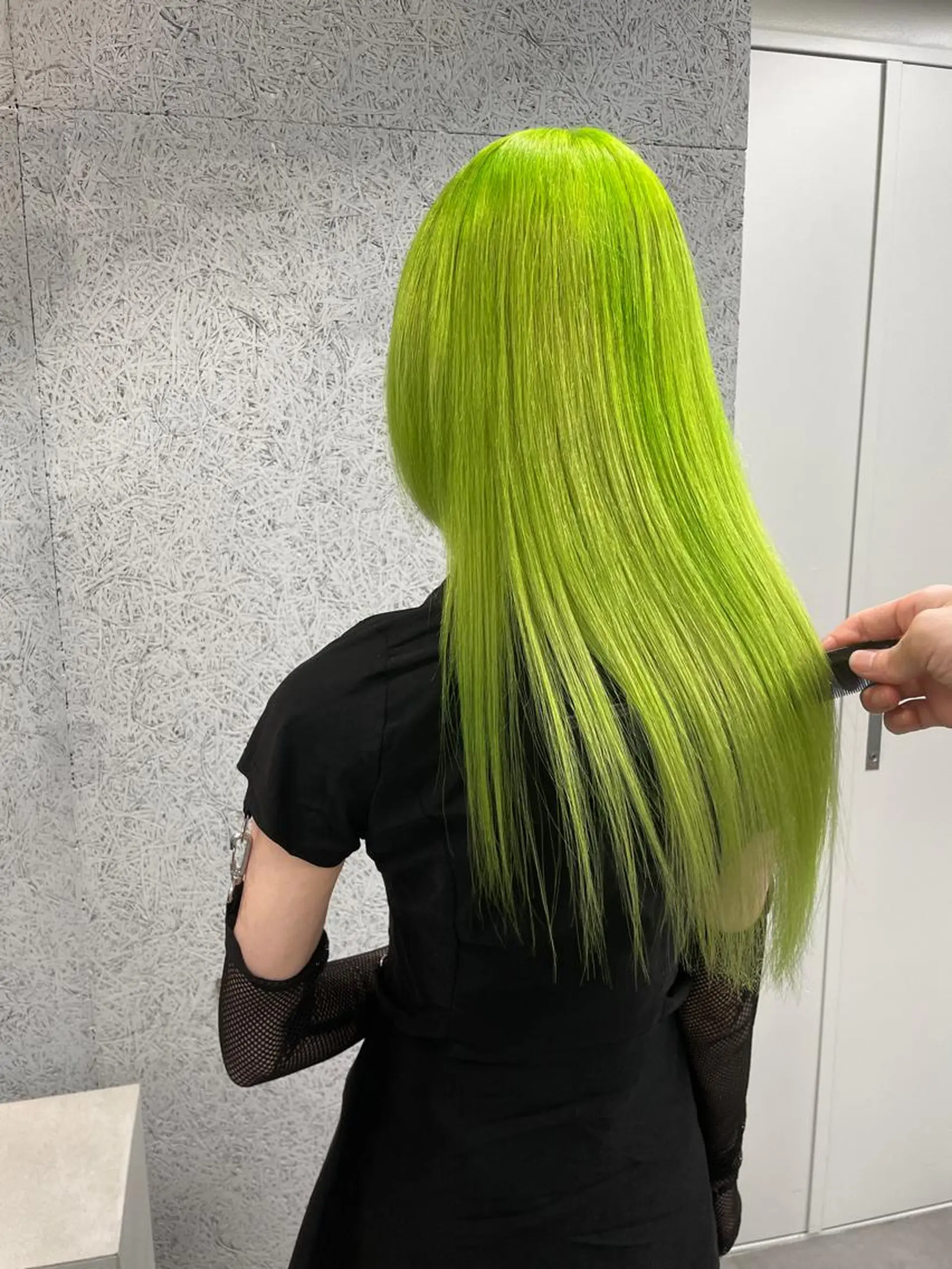 ロング カラー 切りっぱなしボブ レイヤー/縮毛矯正のヘアスタイル