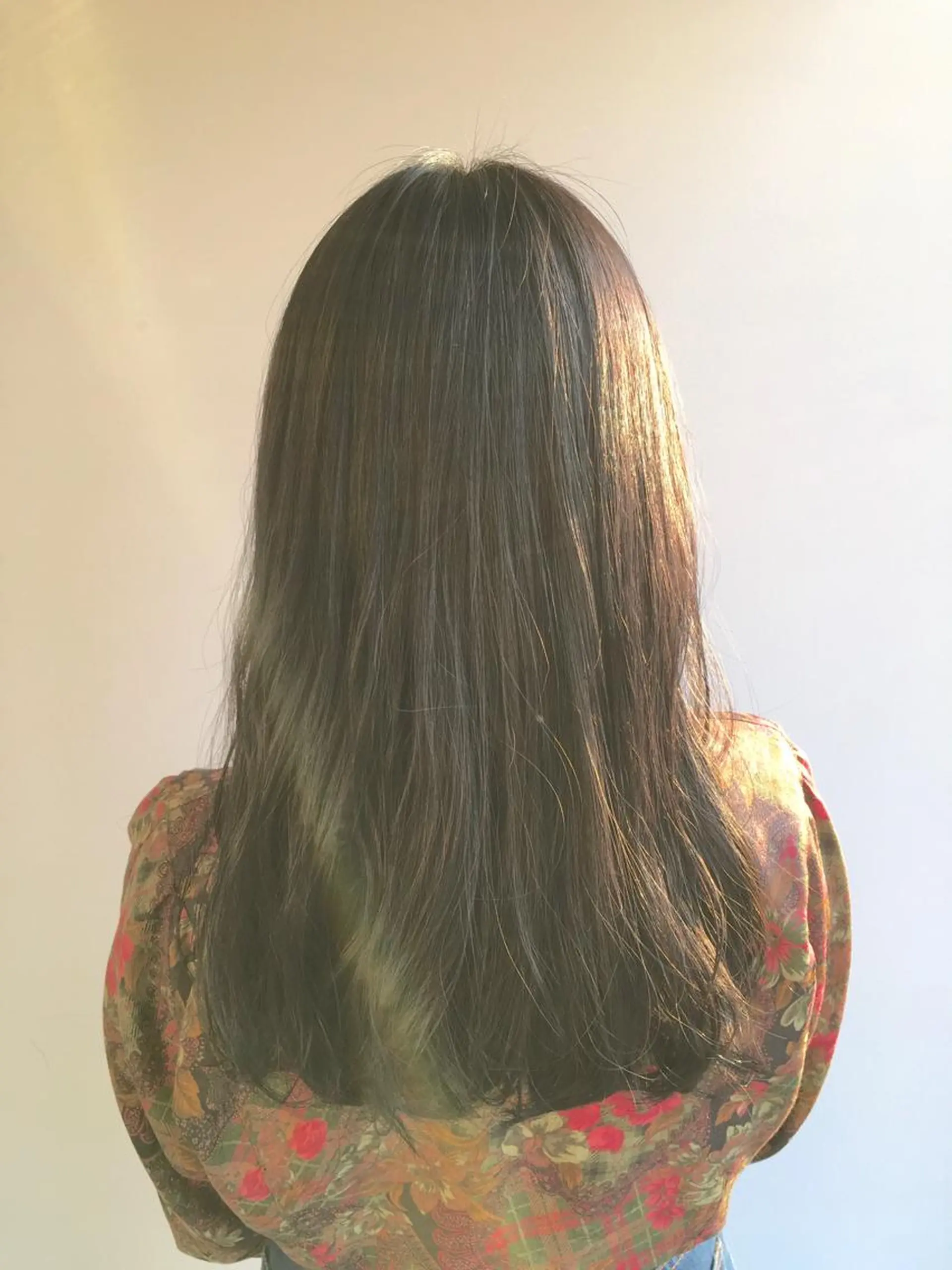 ロング カラー グレージュ ヘアカラー トリートメント ヘアセット yoshi ☆のヘアスタイル