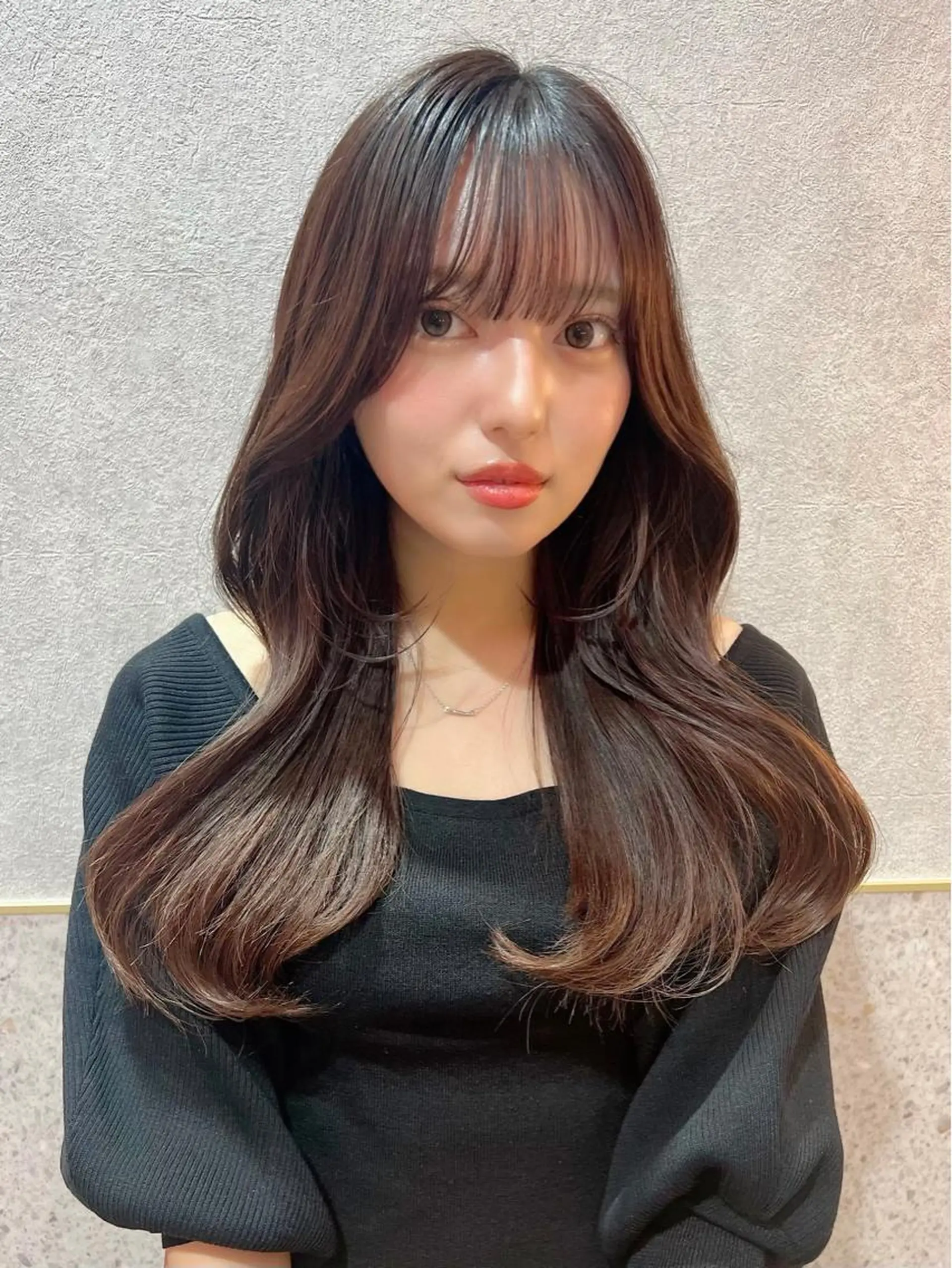 ロング くびれヘア 顔まわりレイヤー 韓国風ヘア レイヤーカット Loom .by Sea  ルームバイシー所属・レイヤー/前髪/ 韓国/CHIHIROのヘアスタイル