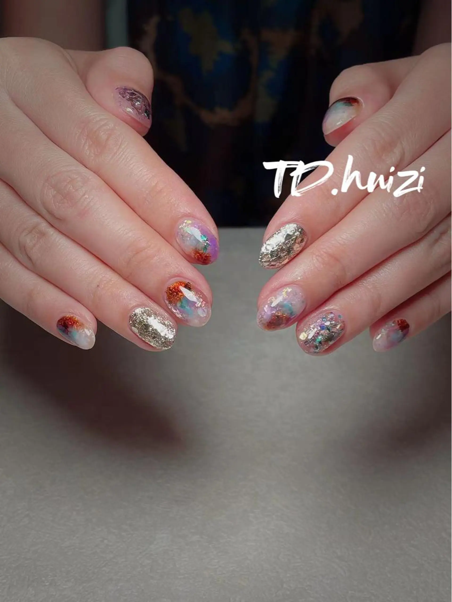 ミディアム めぐみのネイルサロン スタッフ練習のネイルデザイン