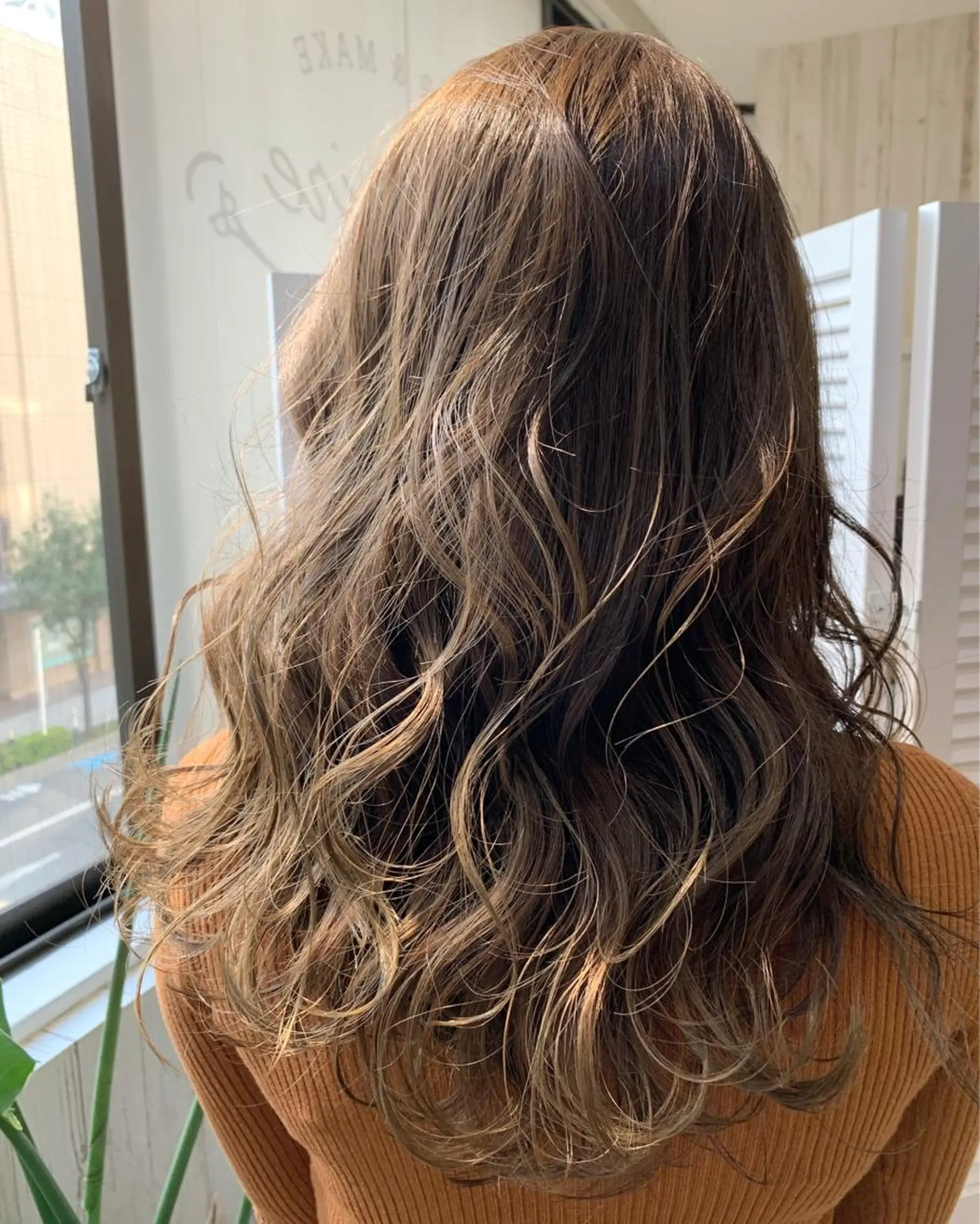 ロング カラー 心斎橋韓国ボブ 好原良真のヘアスタイル