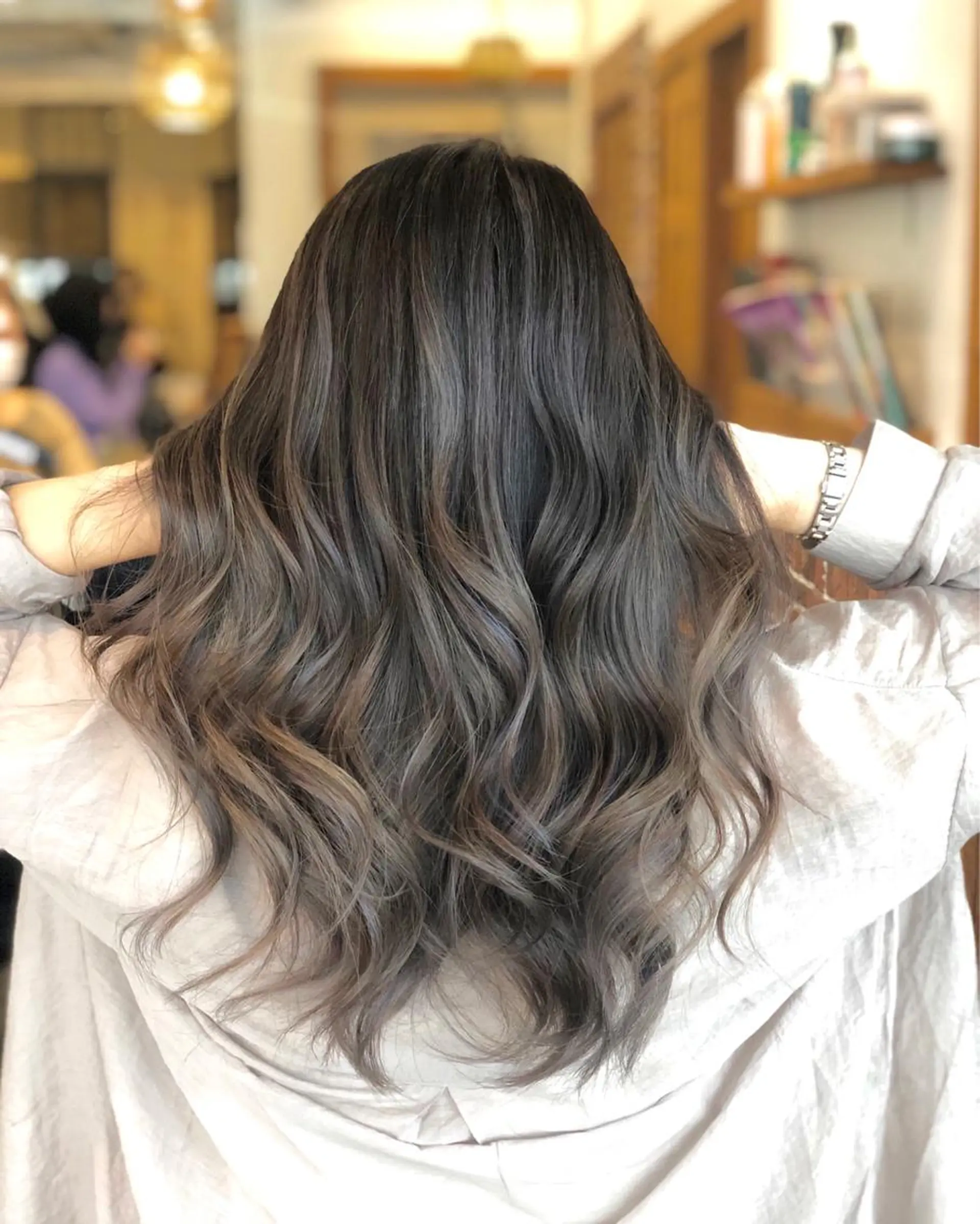 セミロング カラー バレイヤージュ グレージュ レイヤーカット カット ヘアカラー パーマ トリートメント lafith hair dope所属・ハイトーン×髪質改善 KENTAのヘアスタイル