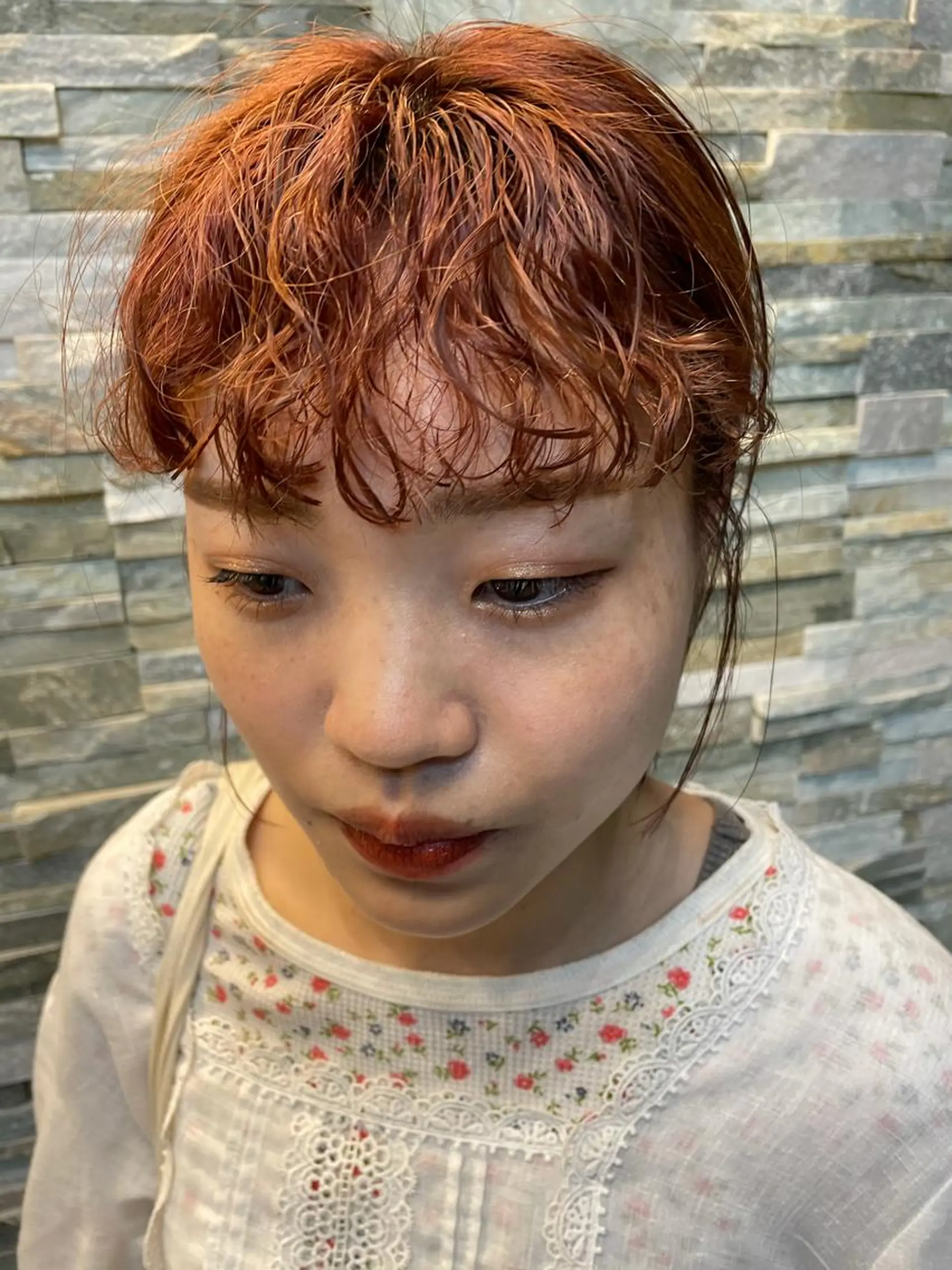 ミディアム カラー パーマ ミディアムパーマ オレンジ カット ヘアカラー トリートメント tatsumi/ボブ ウルフ/レイヤーのヘアスタイル