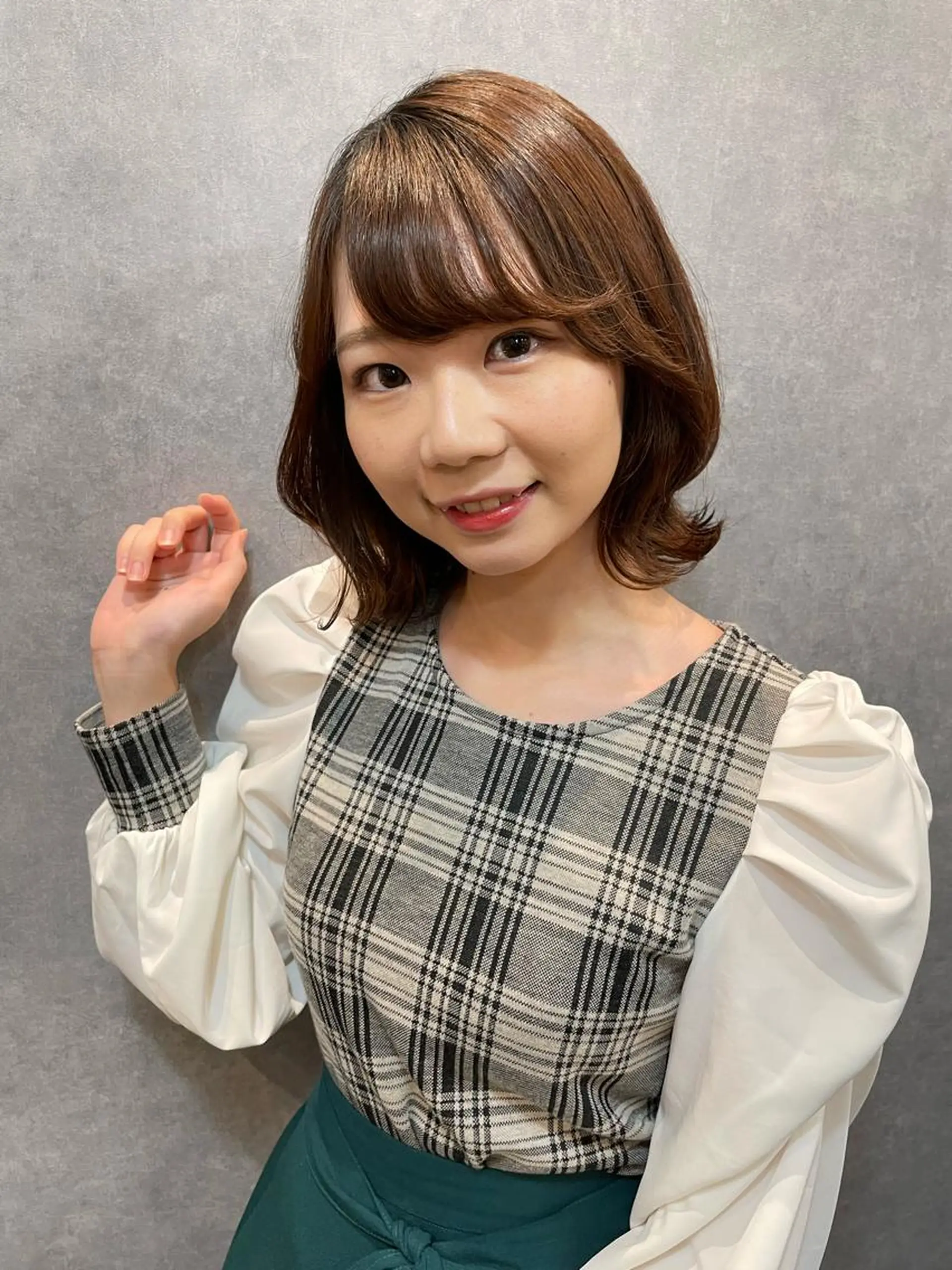 ミディアム カラー くびれヘア カット ヘアカラー ツヤ美髪💐 髪質改善/高山愛来のヘアスタイル