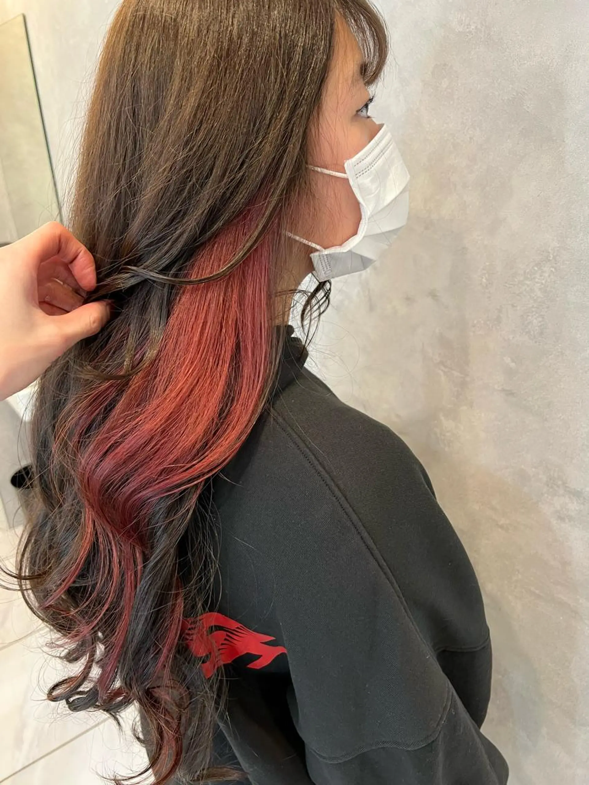 カラー SALOWIN栄 高須大貴のヘアスタイル