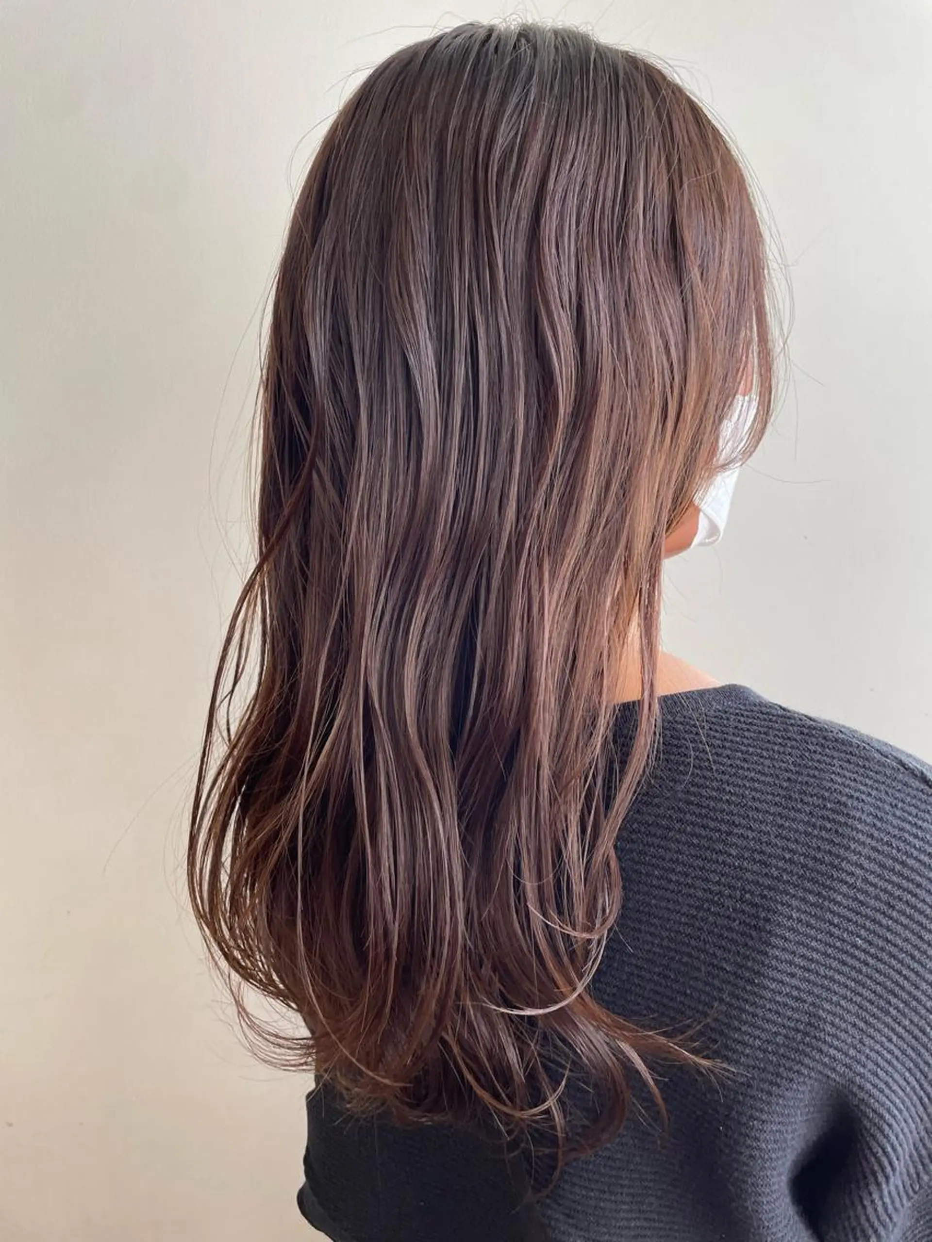 セミロング カラー ブラウンカラー ラベンダーカラー ナチュラルブラウン カット ヘアカラー トリートメント レイヤー／似合わせ TAKUYAのヘアスタイル