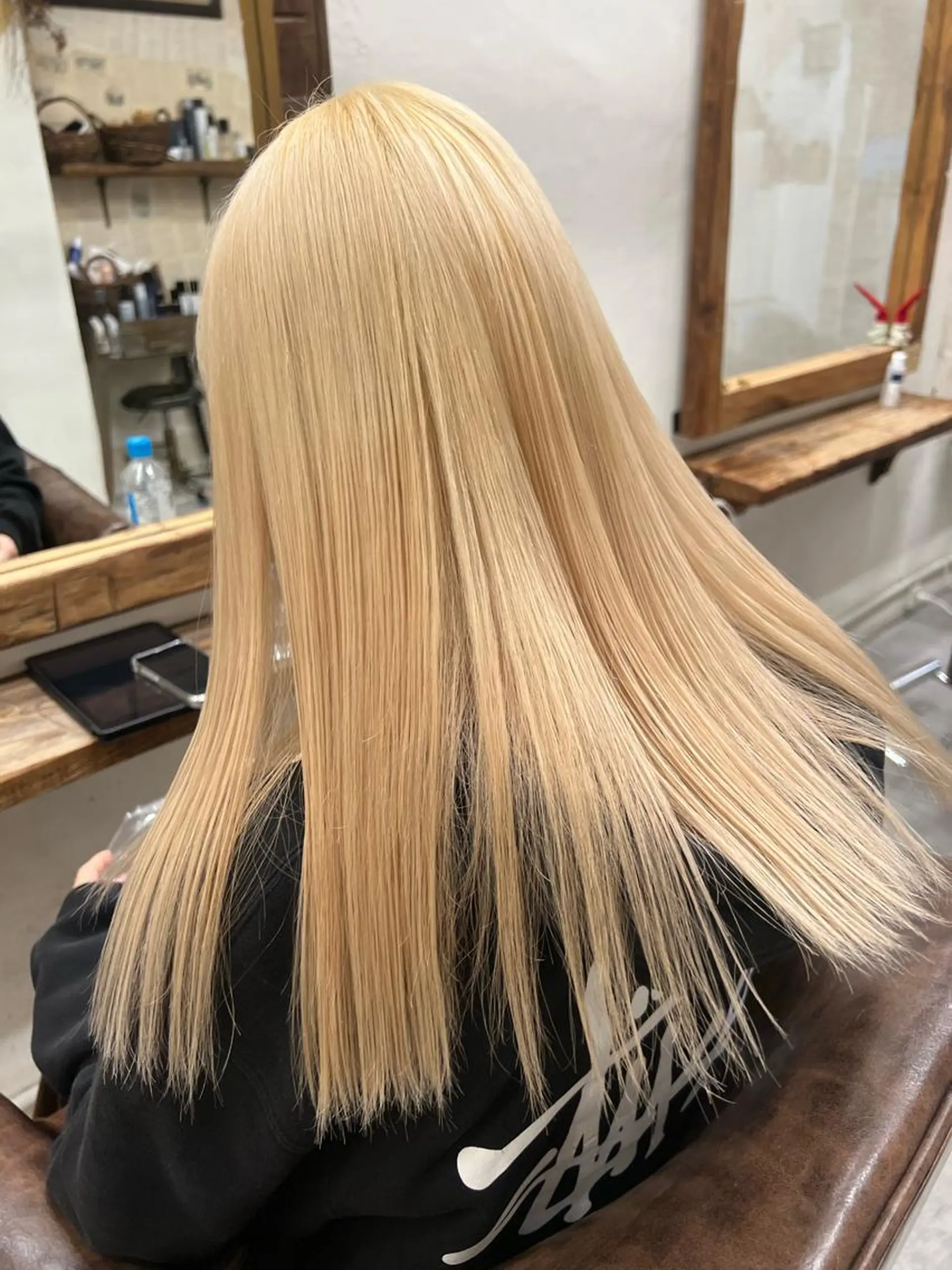 カラー joh/メンズ/ ブリーチ/矢場町のヘアスタイル