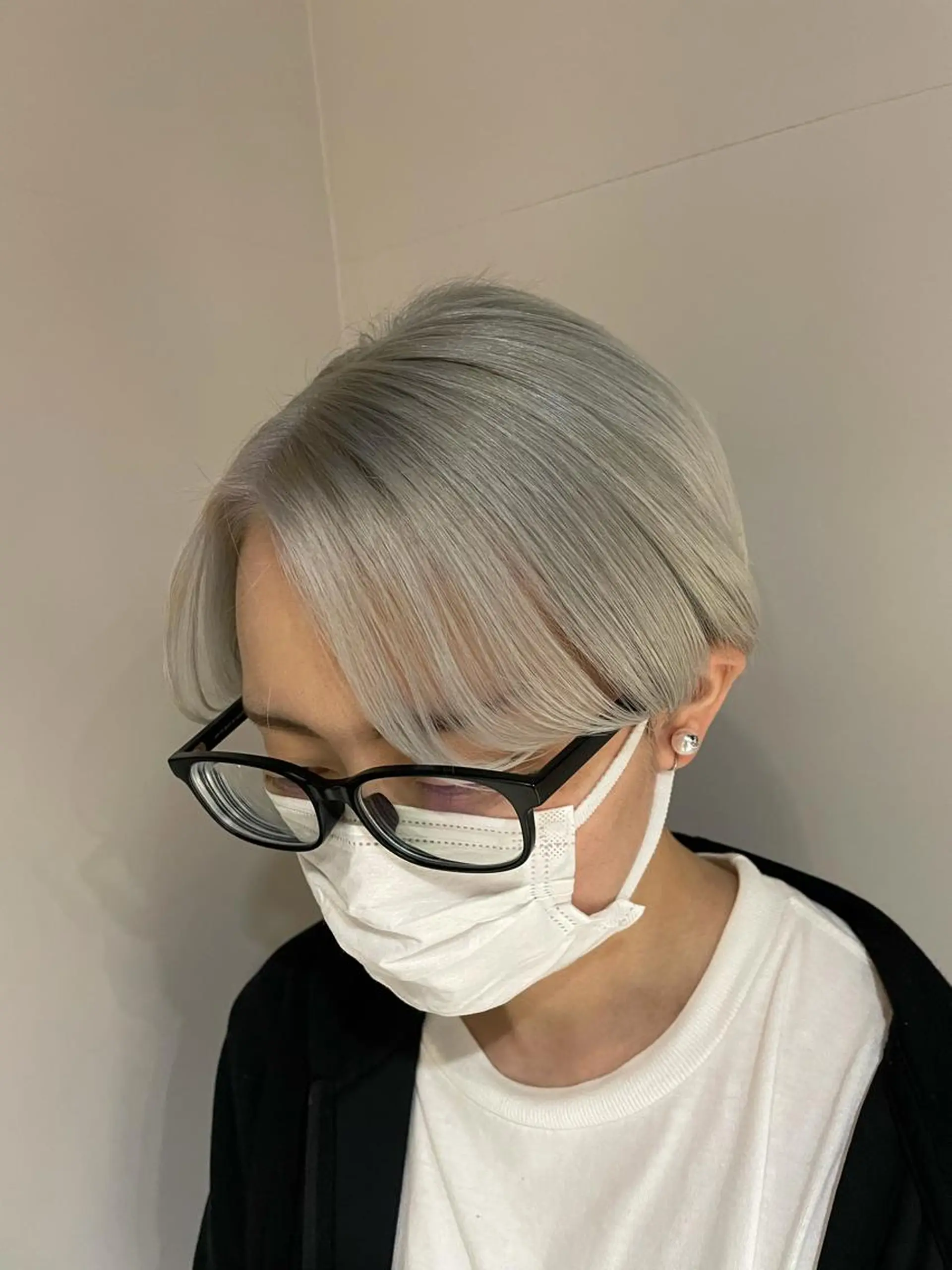 ショート カラー ブリーチ ブリーチ👩‍🦳/ ‪✂︎MANAMIのヘアスタイル