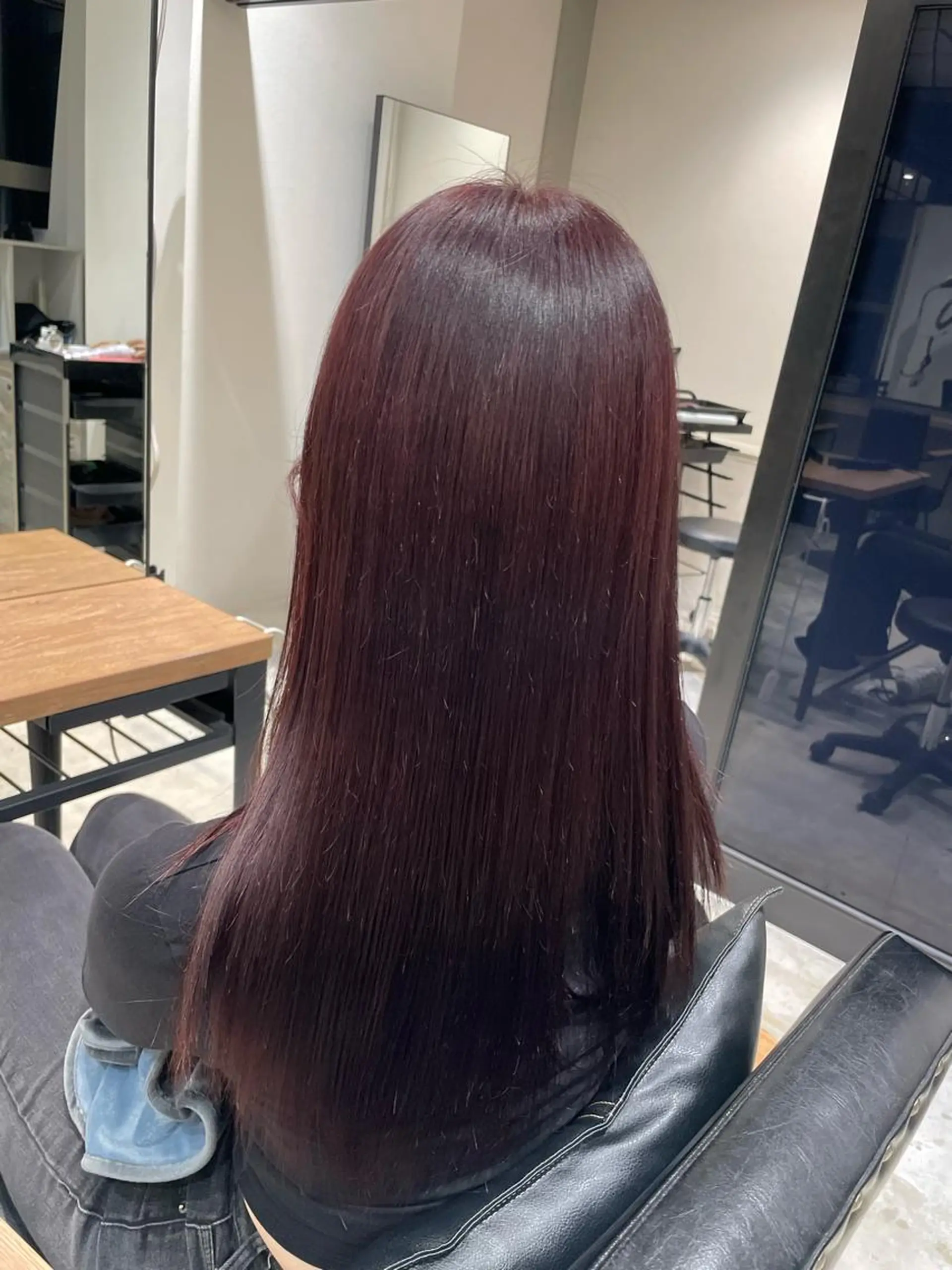 セミロング さかもと りくのヘアスタイル