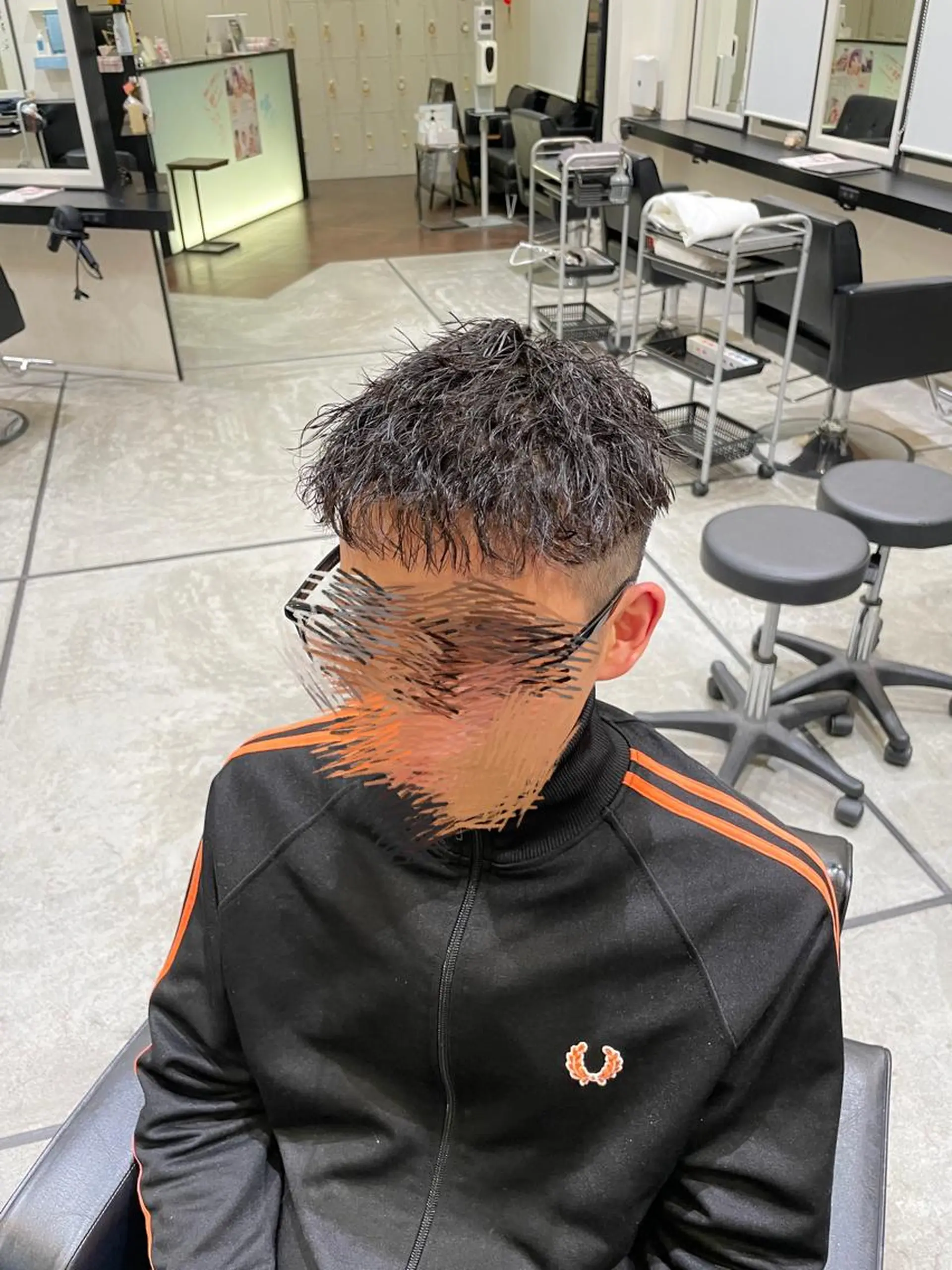 パーマ メンズ MOURI CHISATOのヘアスタイル