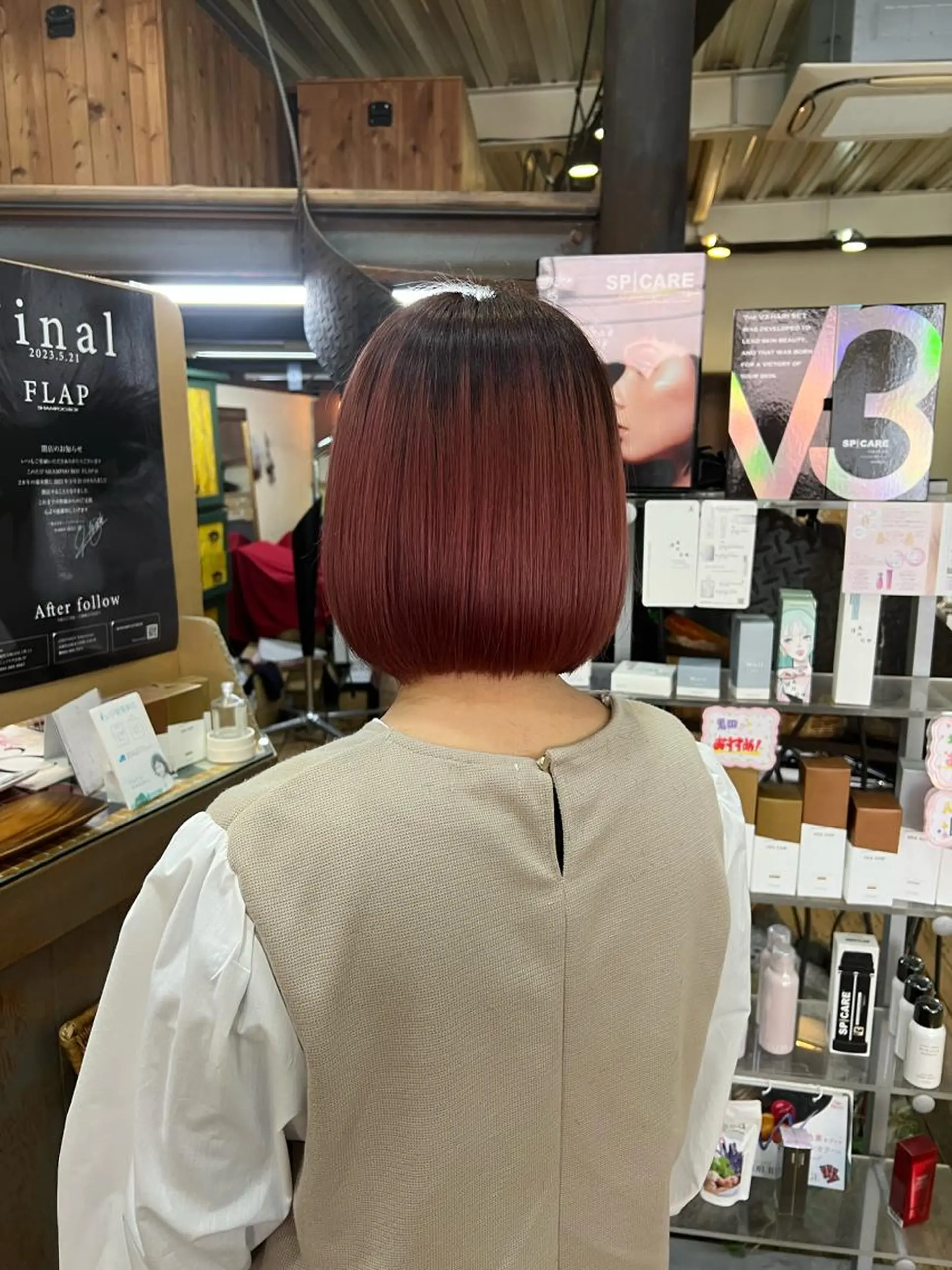 ショート カラー グラデーションカラー ピンクカラー 「sumi」 AMIのヘアスタイル