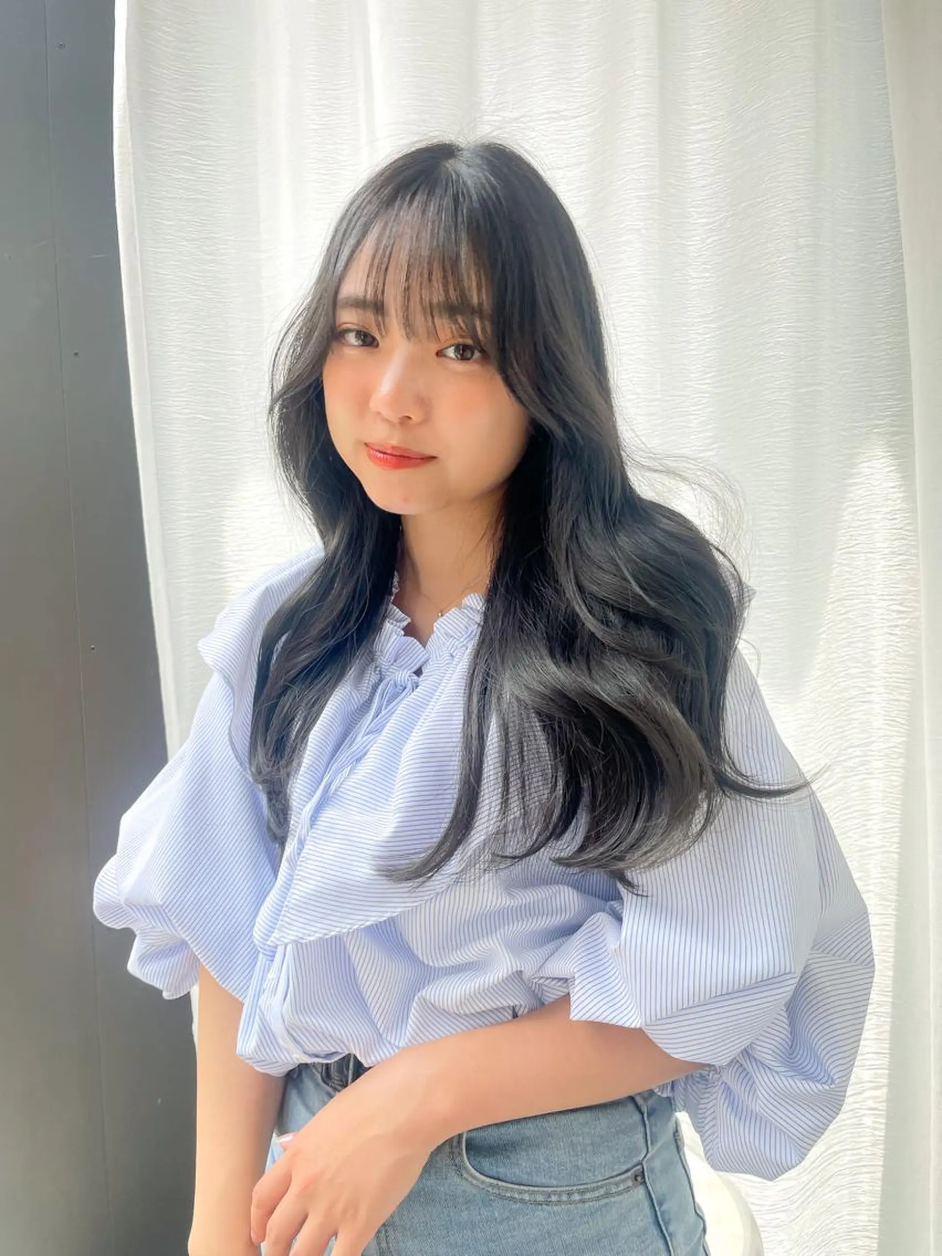 ロング カラー 韓国レイヤーカット/ ダブルカラーのヘアスタイル