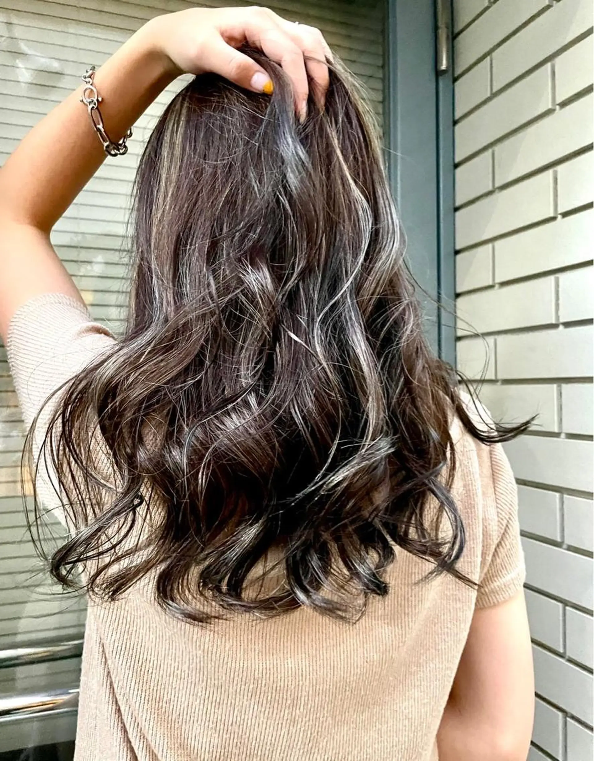 ロング 石原 姫菜のヘアスタイル