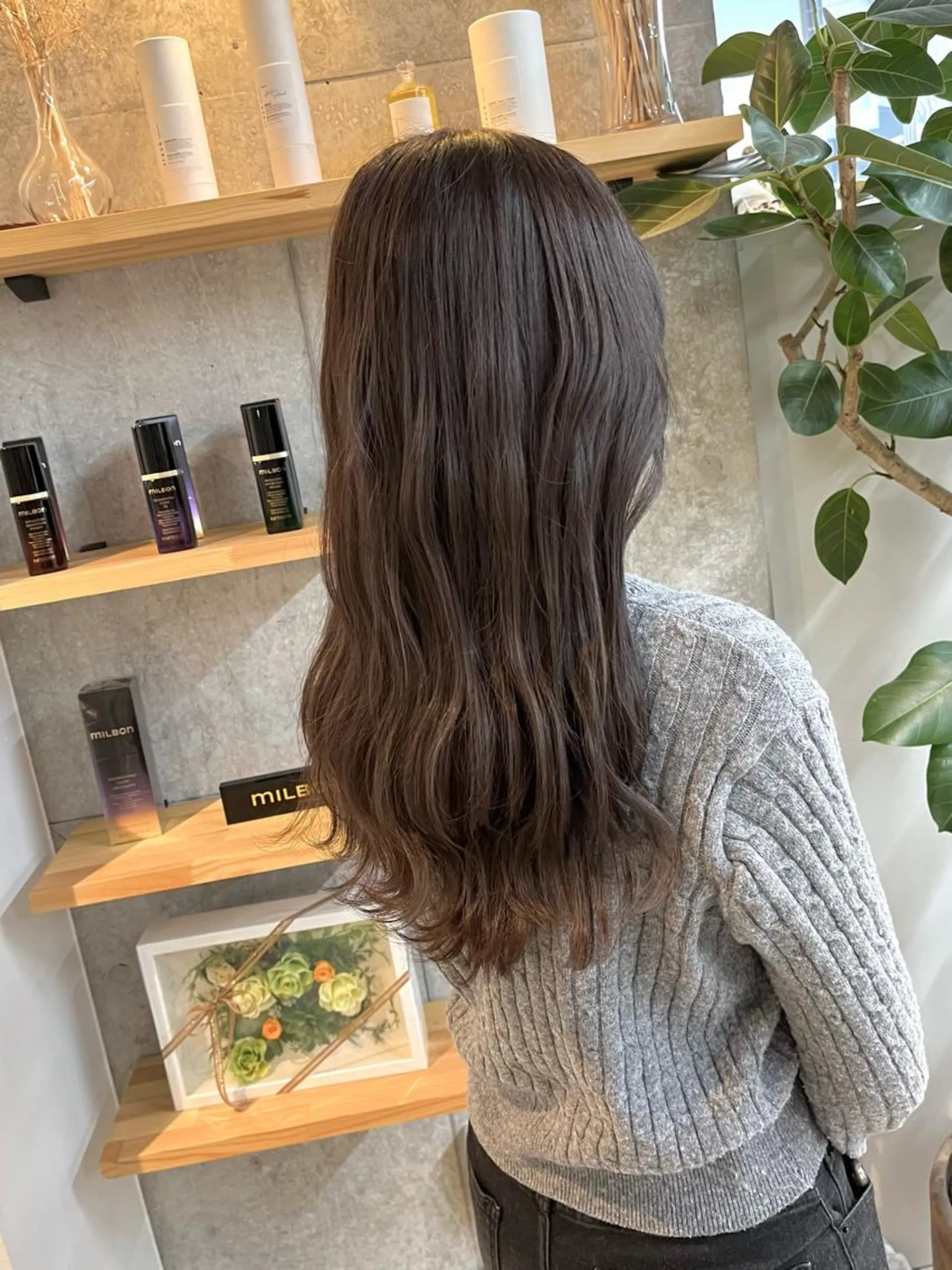 ロング カラー カット ヘアカラー トリートメント ハイトーンカラ ー/小川のヘアスタイル