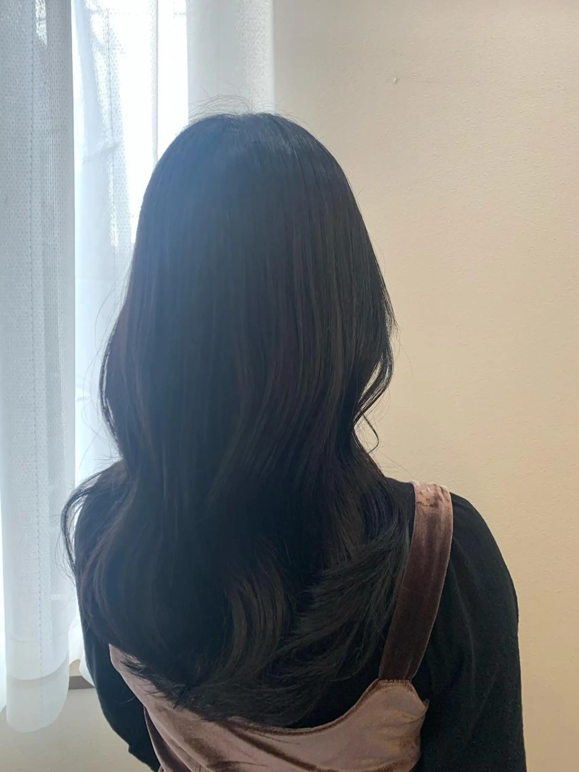 セミロング カラー 黒髪 韓国🇰🇷髪質改善 Chisaki치사키のヘアスタイル