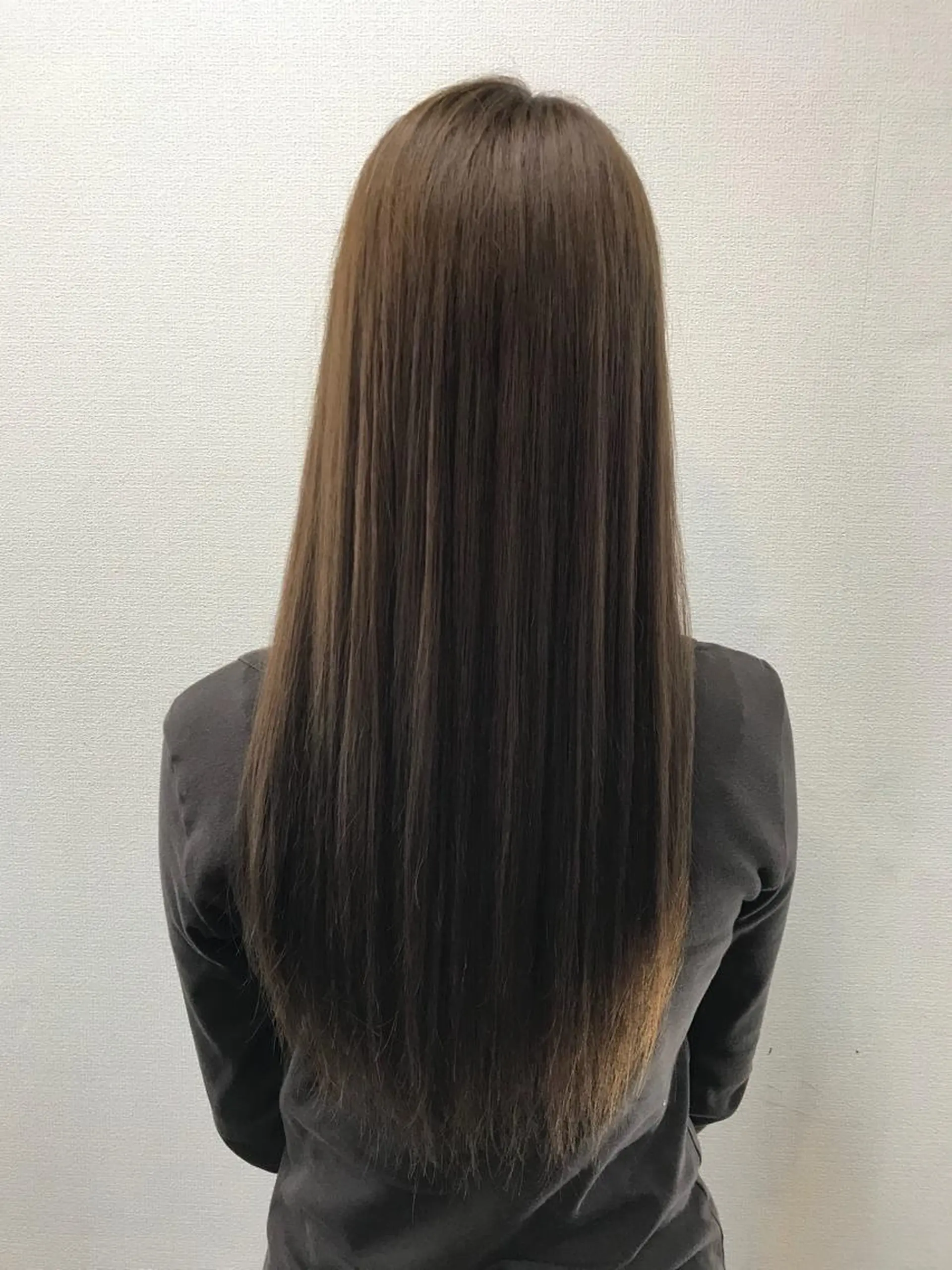 ロング カラー ブリーチ 透明感カラー トリートメント 吉森 満俊のヘアスタイル