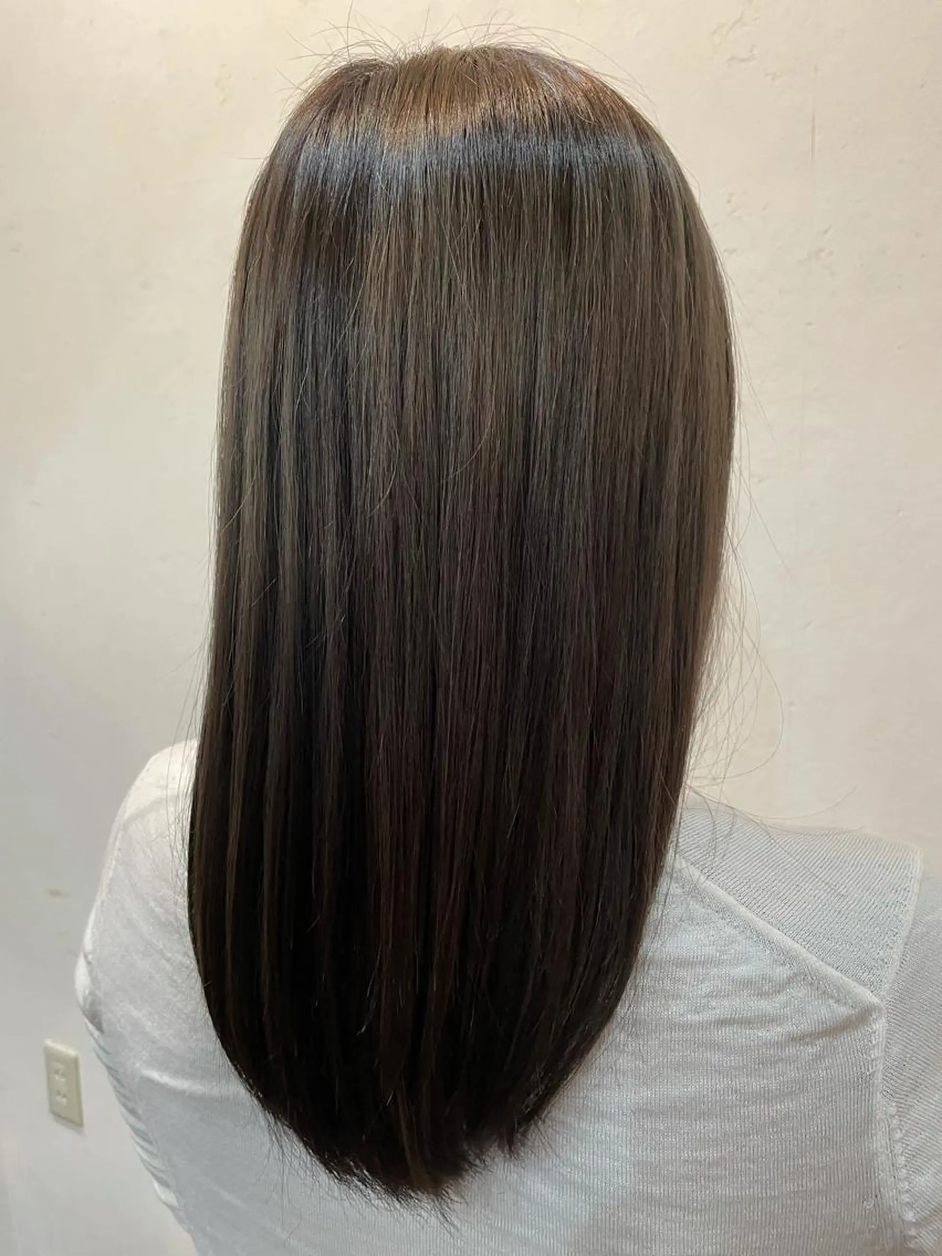 ミディアム カラー 下小鶴 優治のヘアスタイル