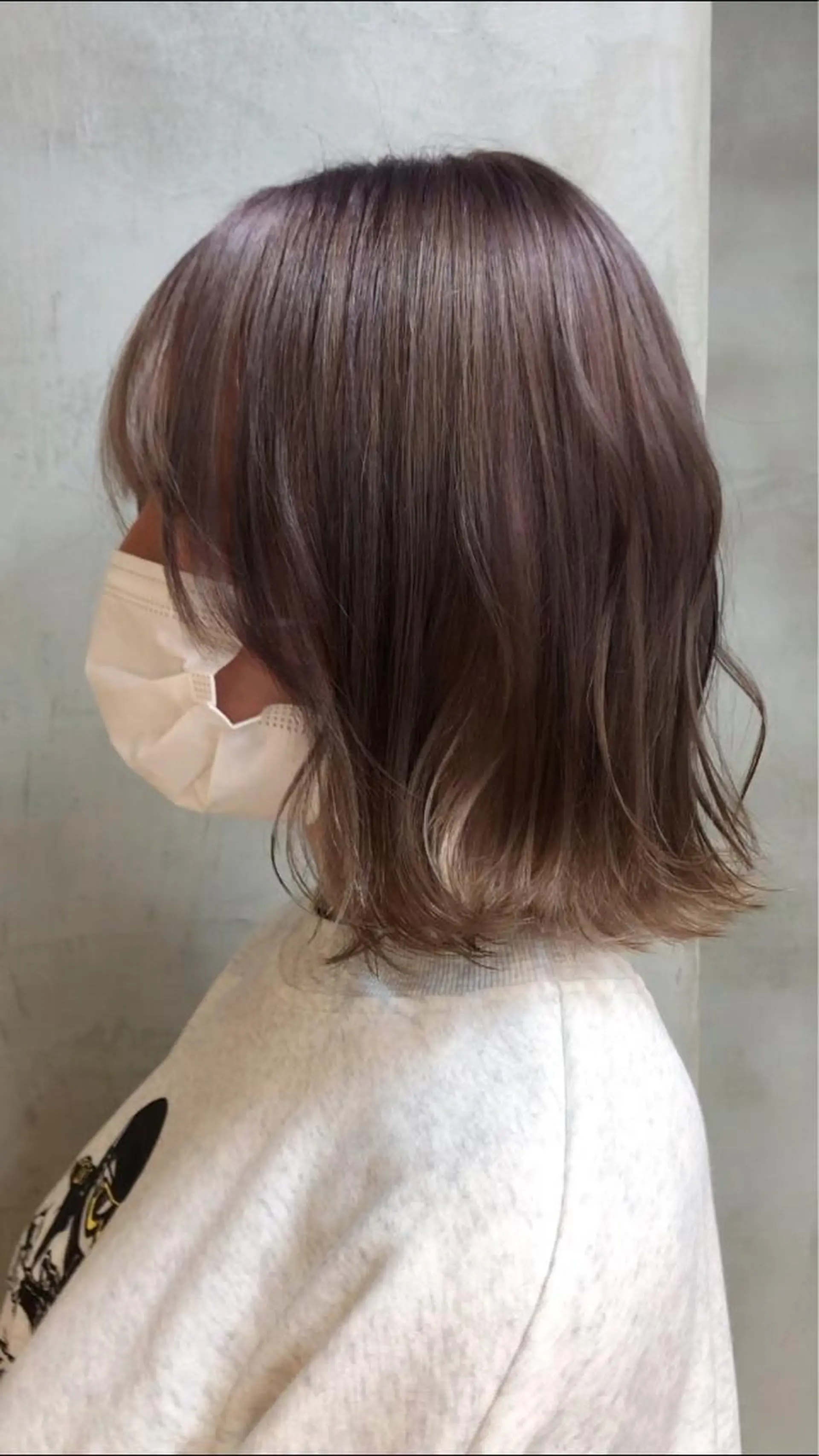 ショート カラー ヘアアレンジ ベージュカラー ブリーチ ミルクティーベージュ ホワイトベージュ カット ヘアカラー ショートヘア原宿 fifth コシのヘアスタイル