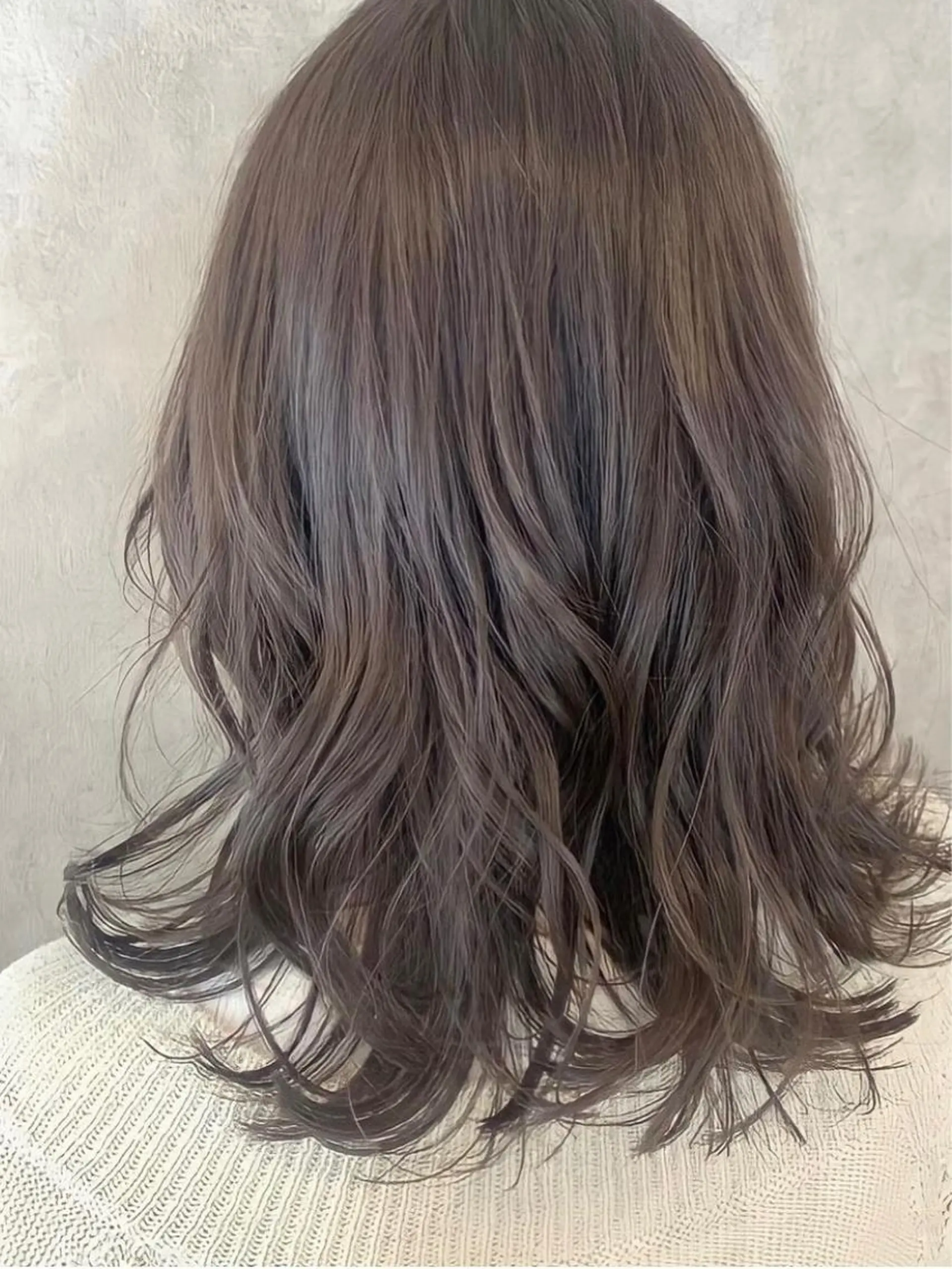 ミディアム カラー カット ヘアカラー TRENCH　相澤 果歩のヘアスタイル