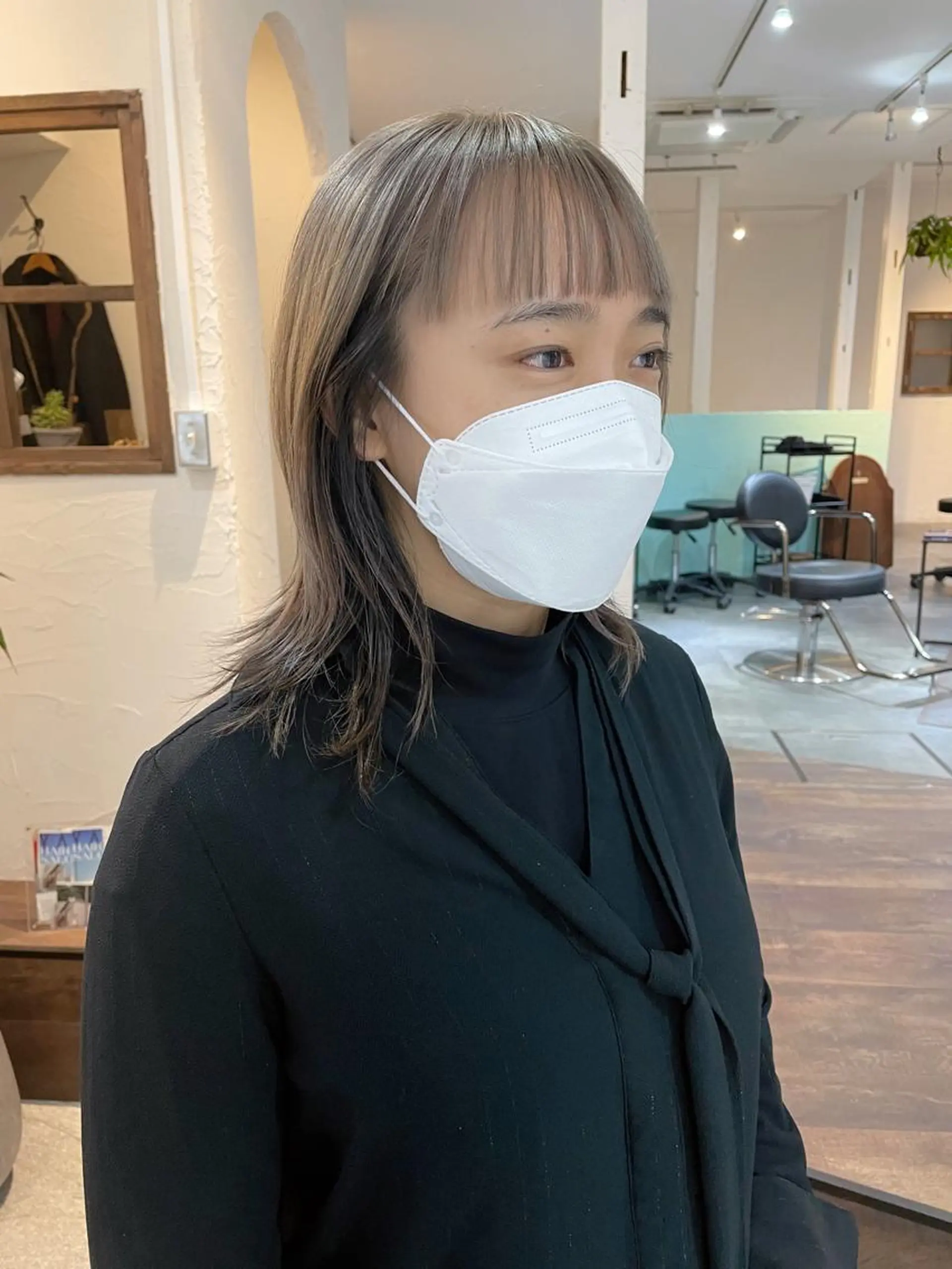 ミディアム カラー 高橋 愛美のヘアスタイル