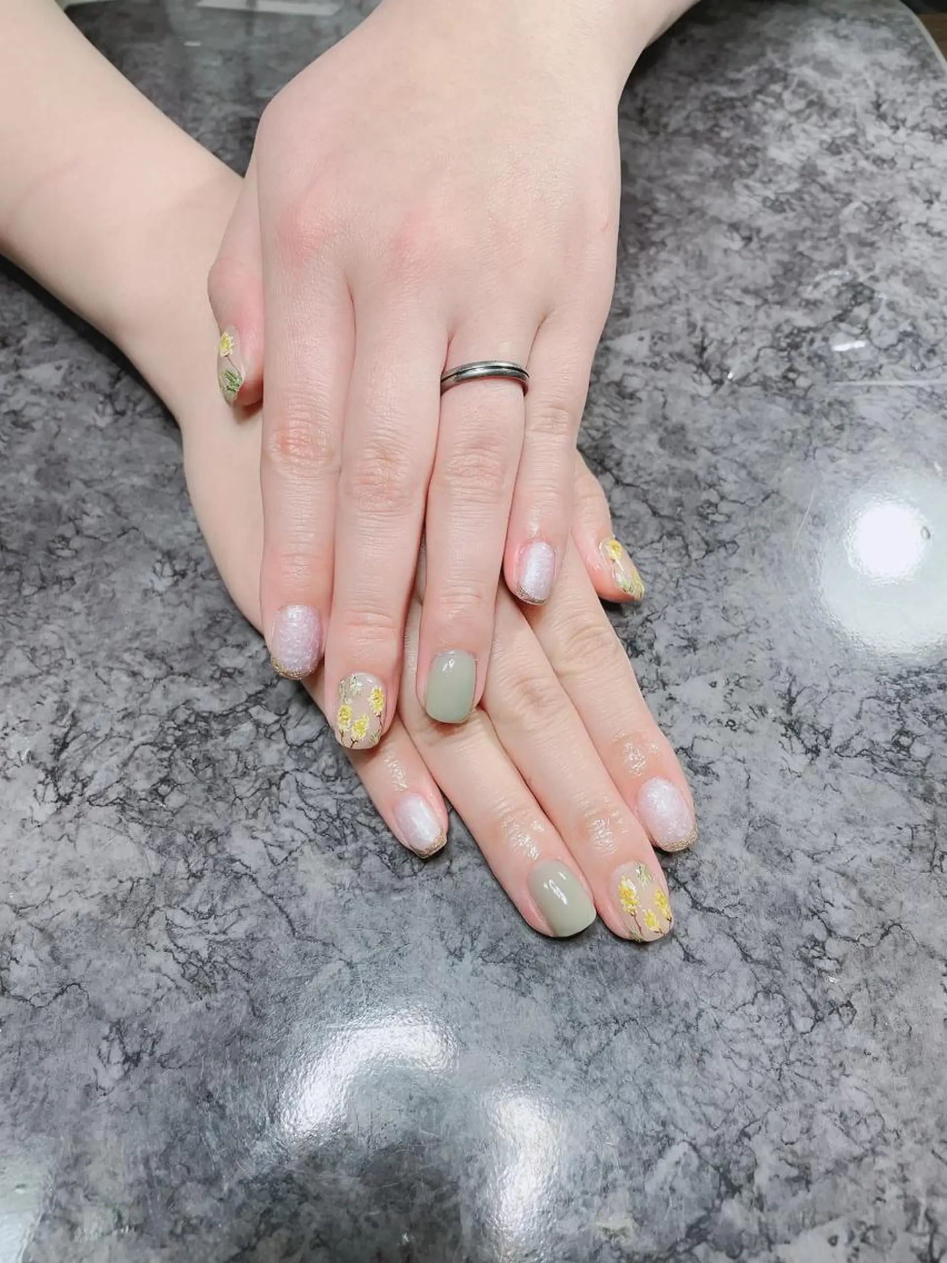 ネイル フレンチネイル ミラーネイル 春ネイル Lemonail _mkのネイルデザイン