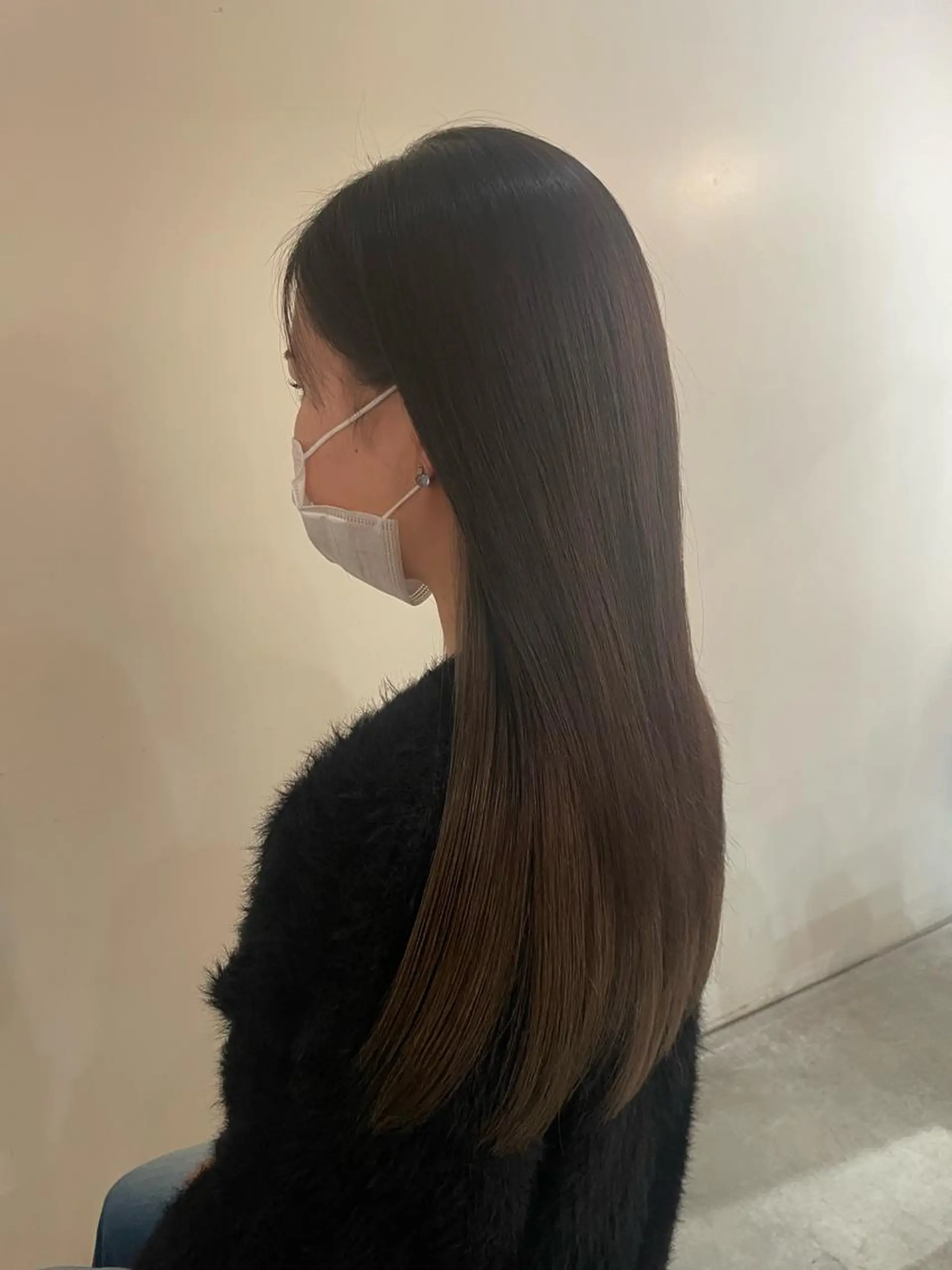 ロング 平松 里穗のヘアスタイル