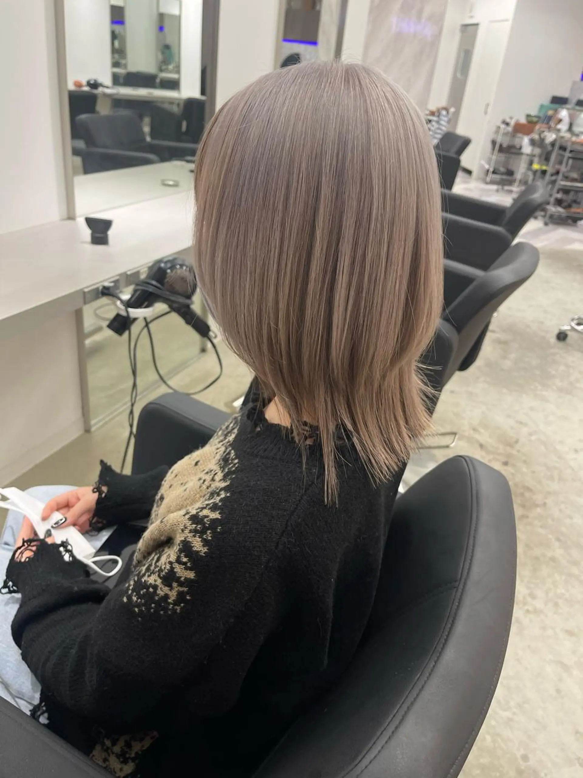 ミディアム カラー ヘアカラー トリートメント 店長　MANAMI ／ブリーチ／骨格ボブのヘアスタイル