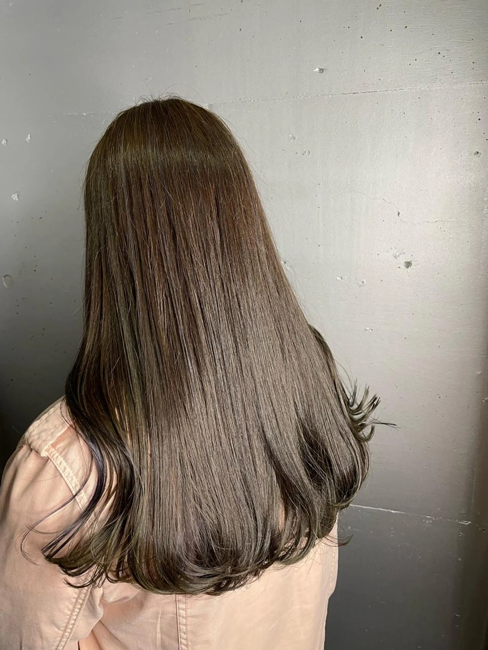 ロング カラー ベージュカラー オリーブベージュ トリートメント hair salon Lihina所属・韓国ヘア🇰🇷 FUMINAのヘアスタイル