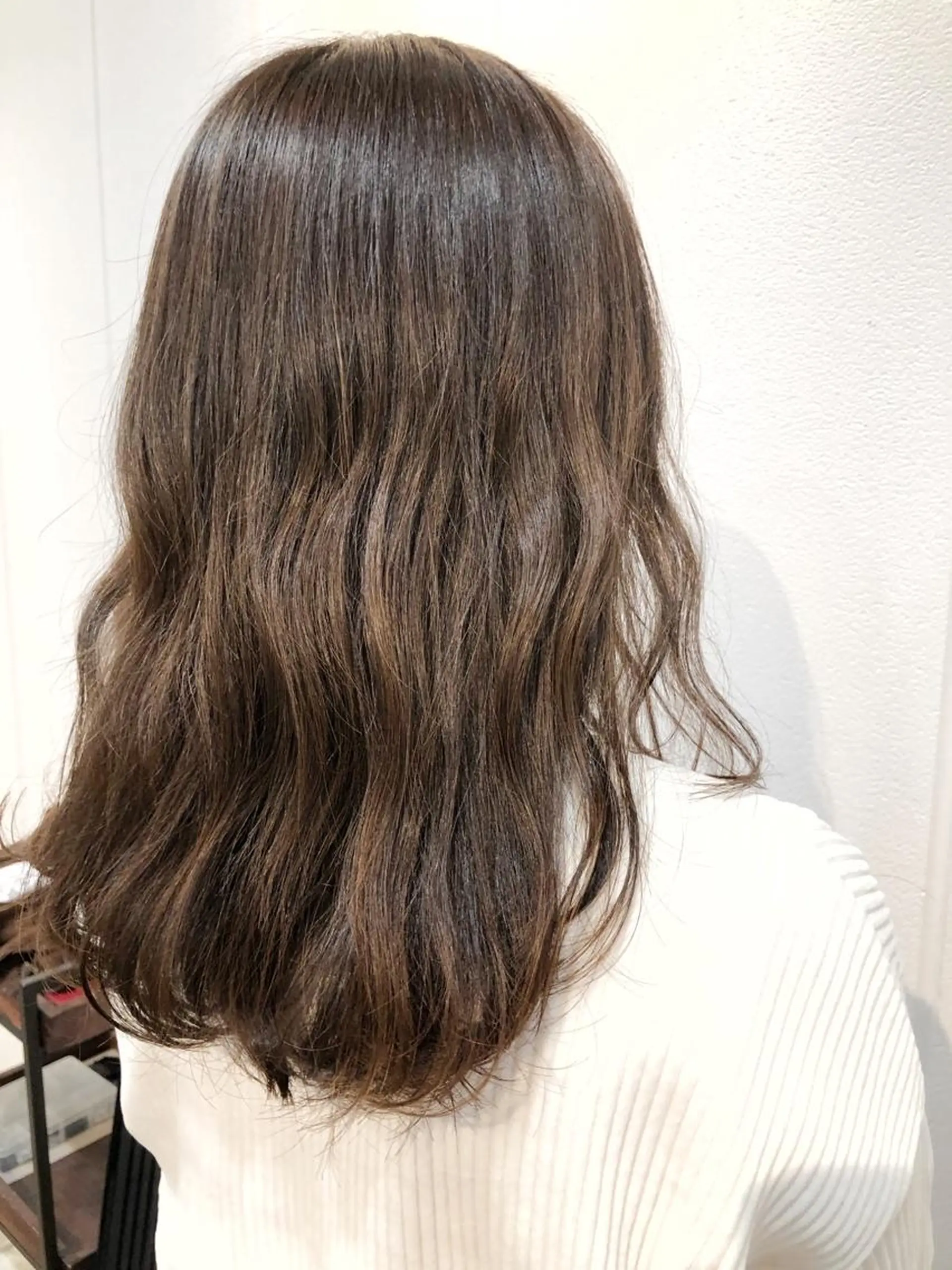 セミロング カラー CheRiR【シェリール】所属・cherir髪質改善 パーソナルカラー診断のヘアスタイル