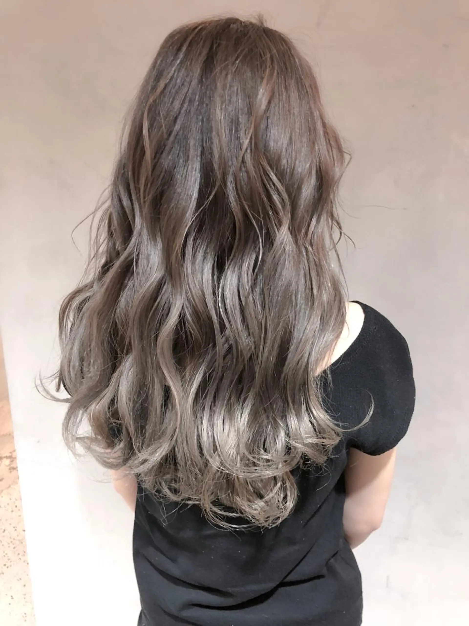 ロング みつゆ 表参道/原宿のヘアスタイル